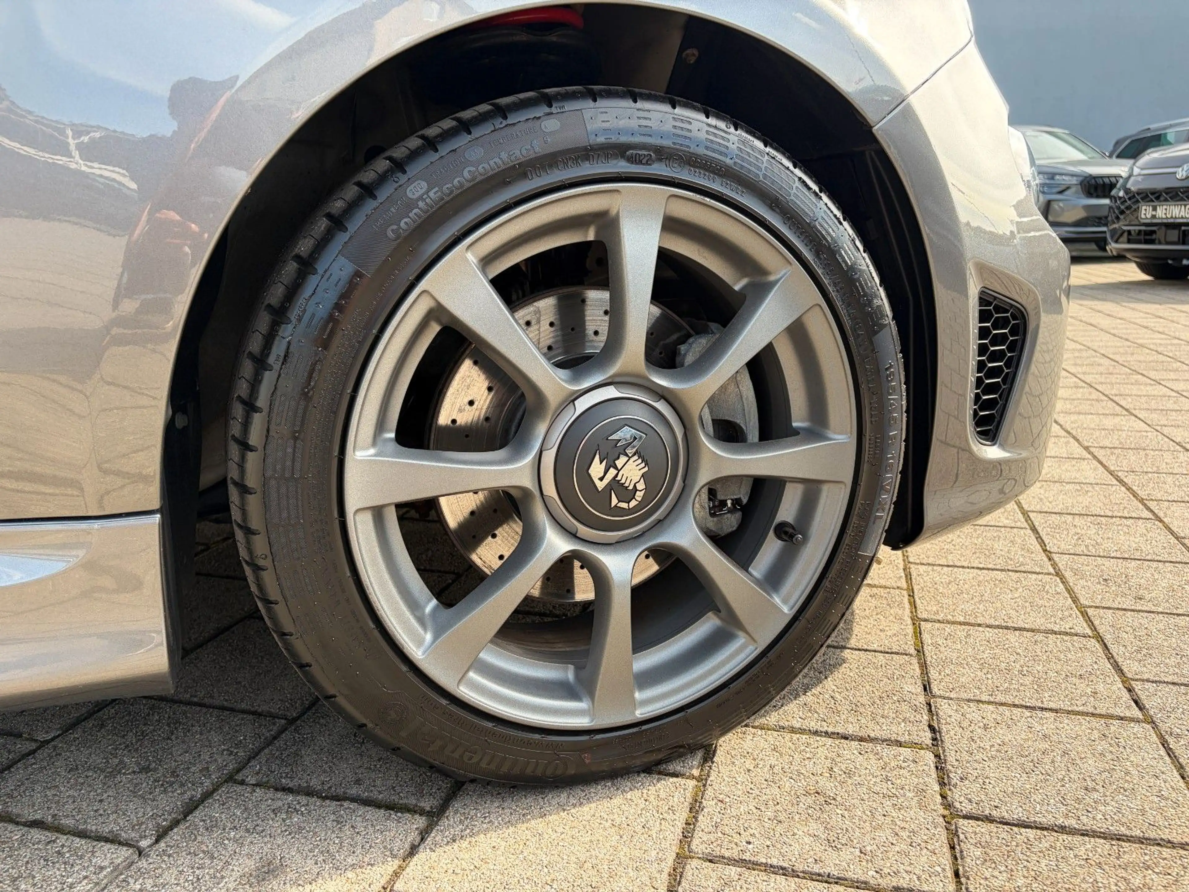 Abarth 595C 595 Cabrio 1.4 T-Jet Automatik SCHECKHEFT 12TKM — photo 4
