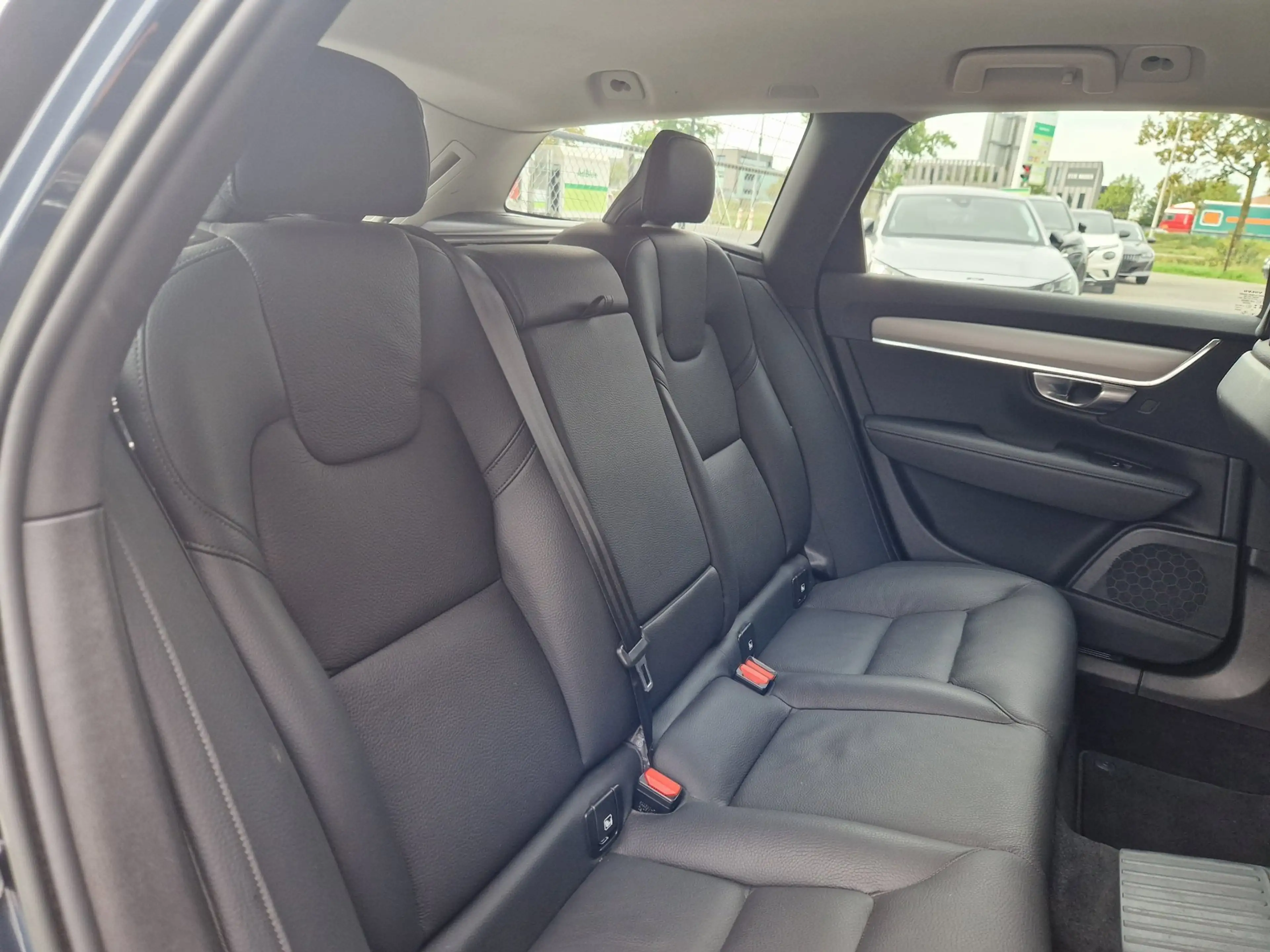 Volvo V90 2.0 T6 AWD PHEV 349PK /1e eig /BTW — photo 18