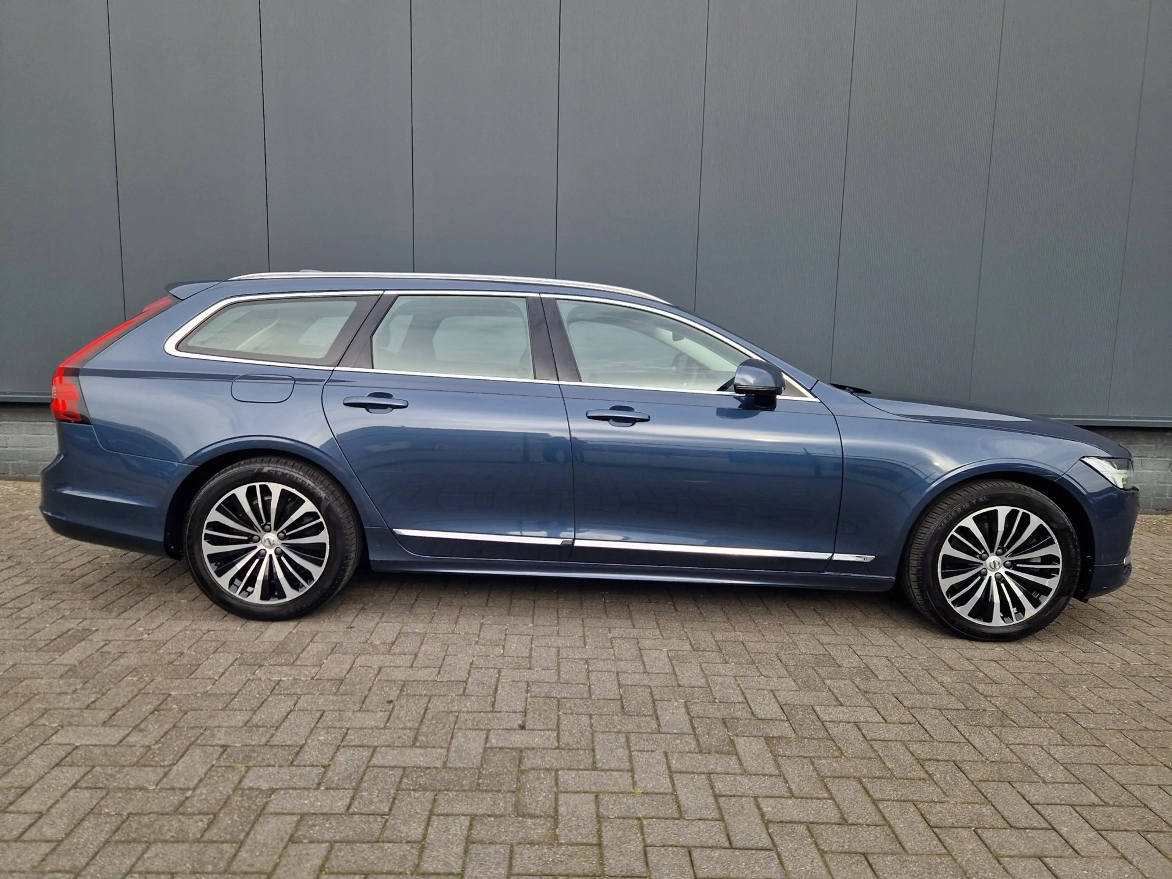 Volvo V90 2.0 T6 AWD PHEV 349PK /1e eig /BTW — photo 39