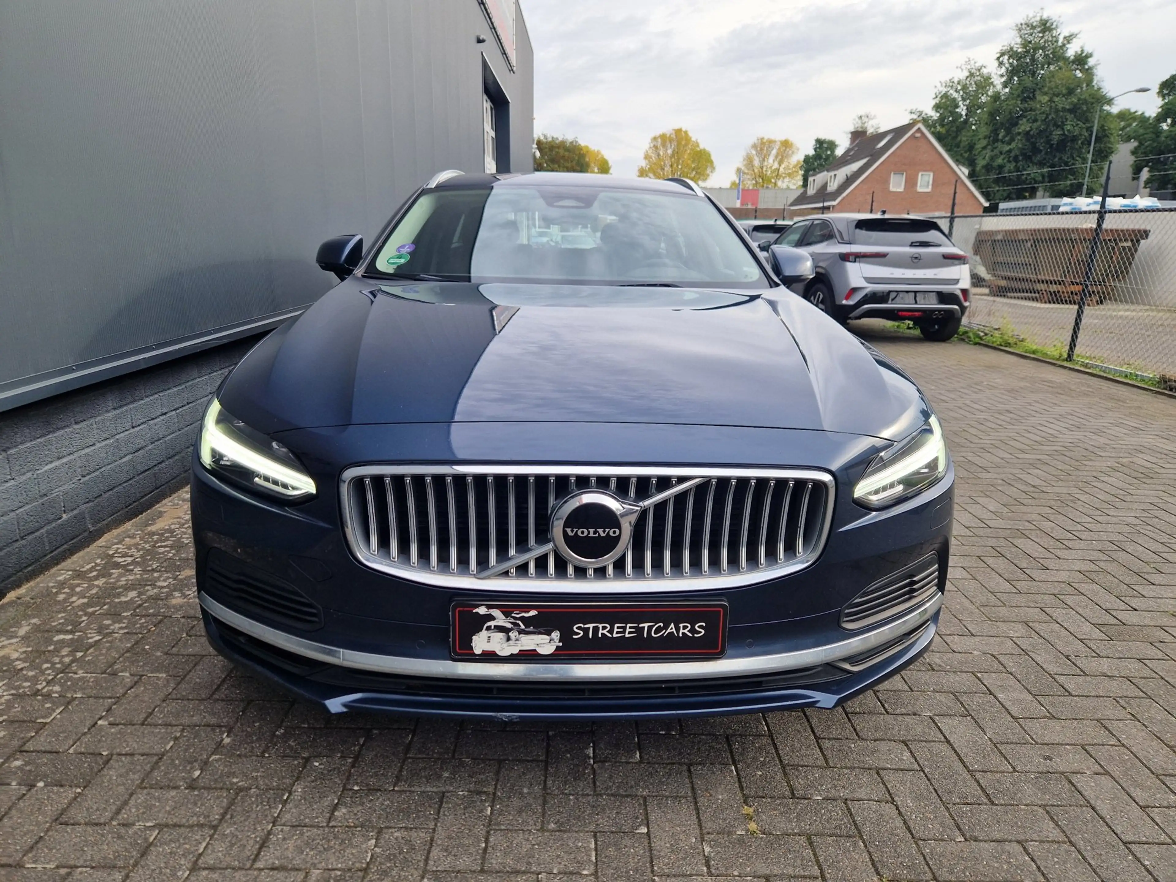 Volvo V90 2.0 T6 AWD PHEV 349PK /1e eig /BTW — photo 3