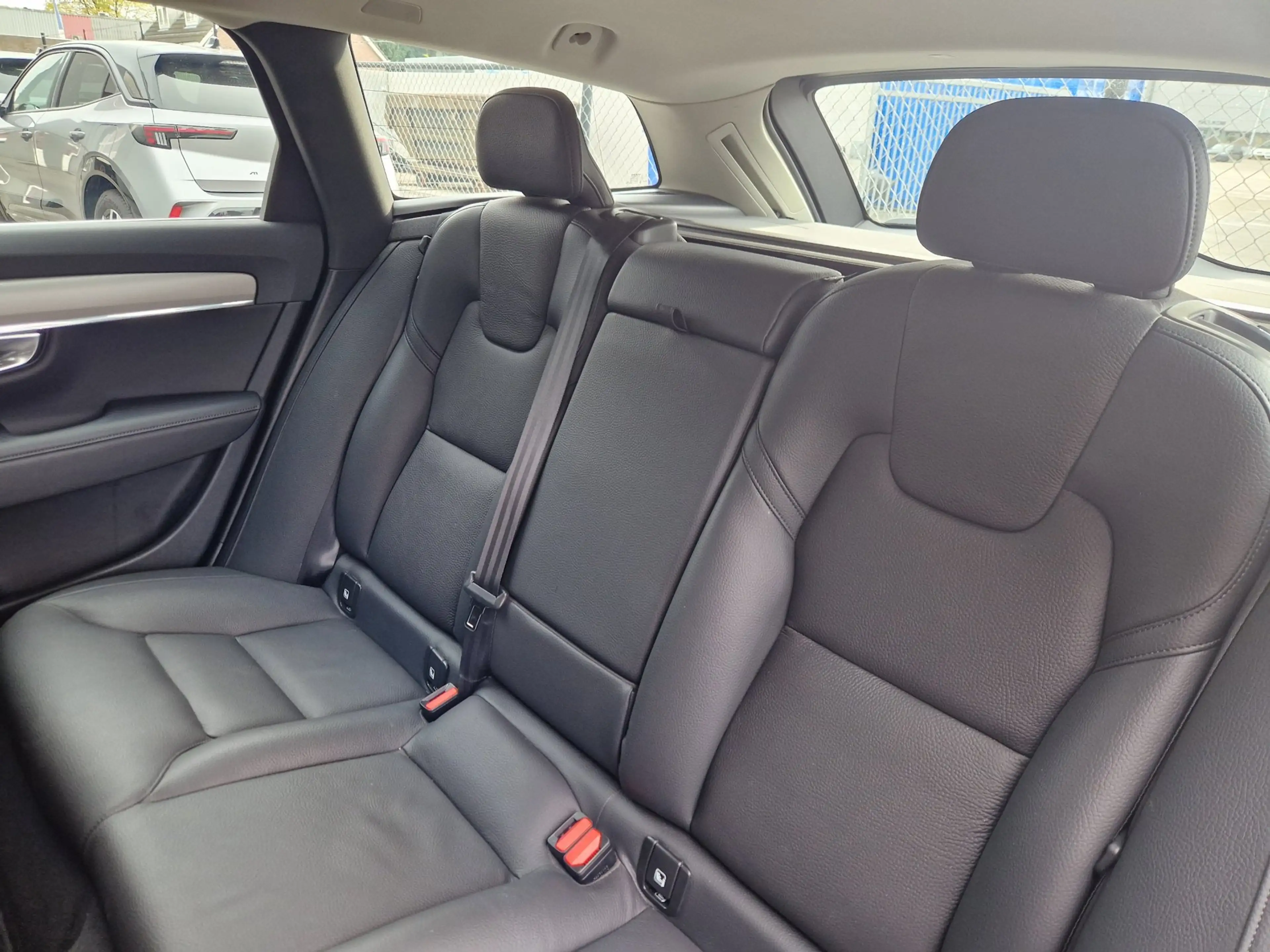 Volvo V90 2.0 T6 AWD PHEV 349PK /1e eig /BTW — photo 22