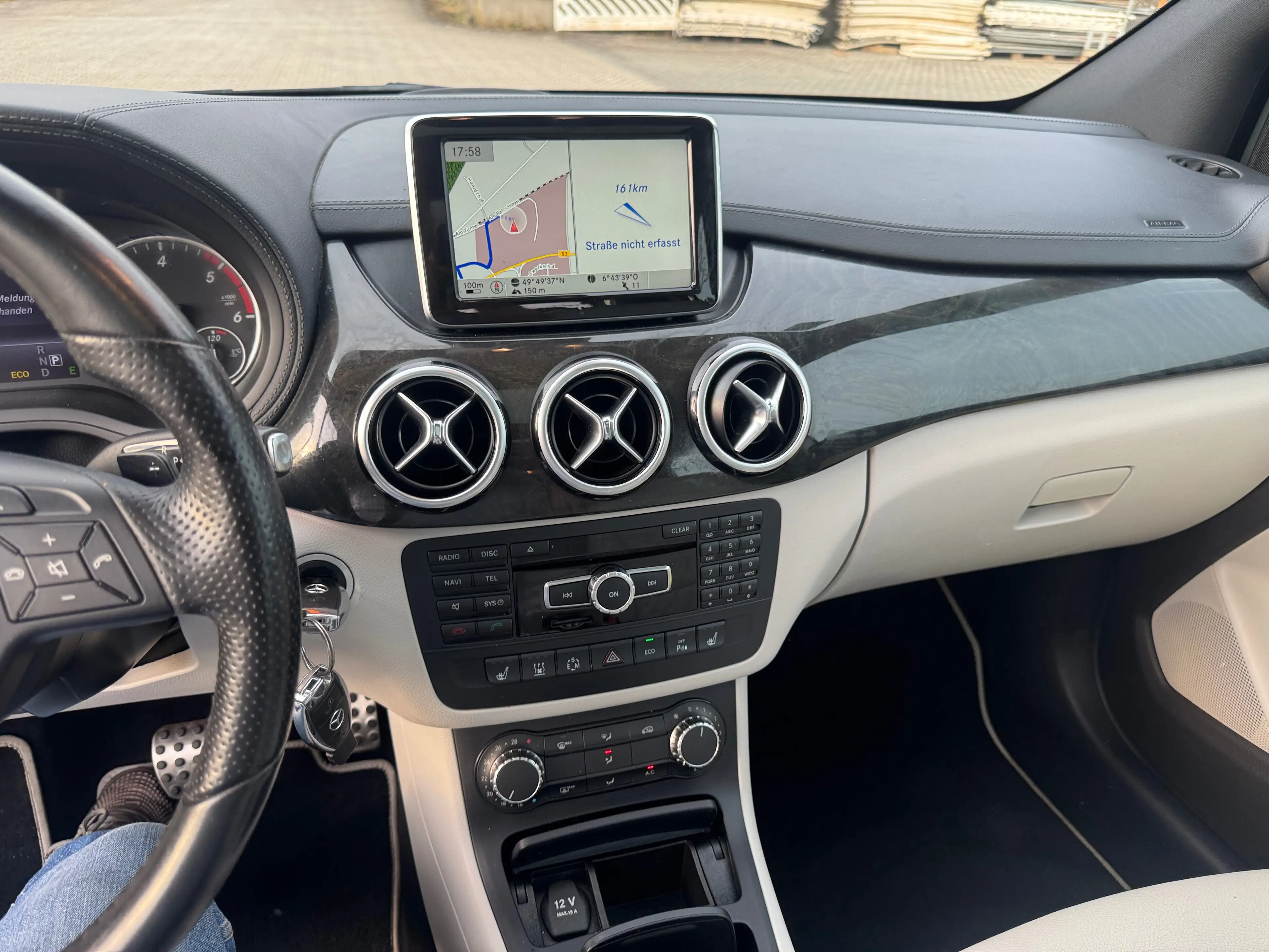 Mercedes-Benz B 220 B 220 CDI / d (246.203) — photo 17