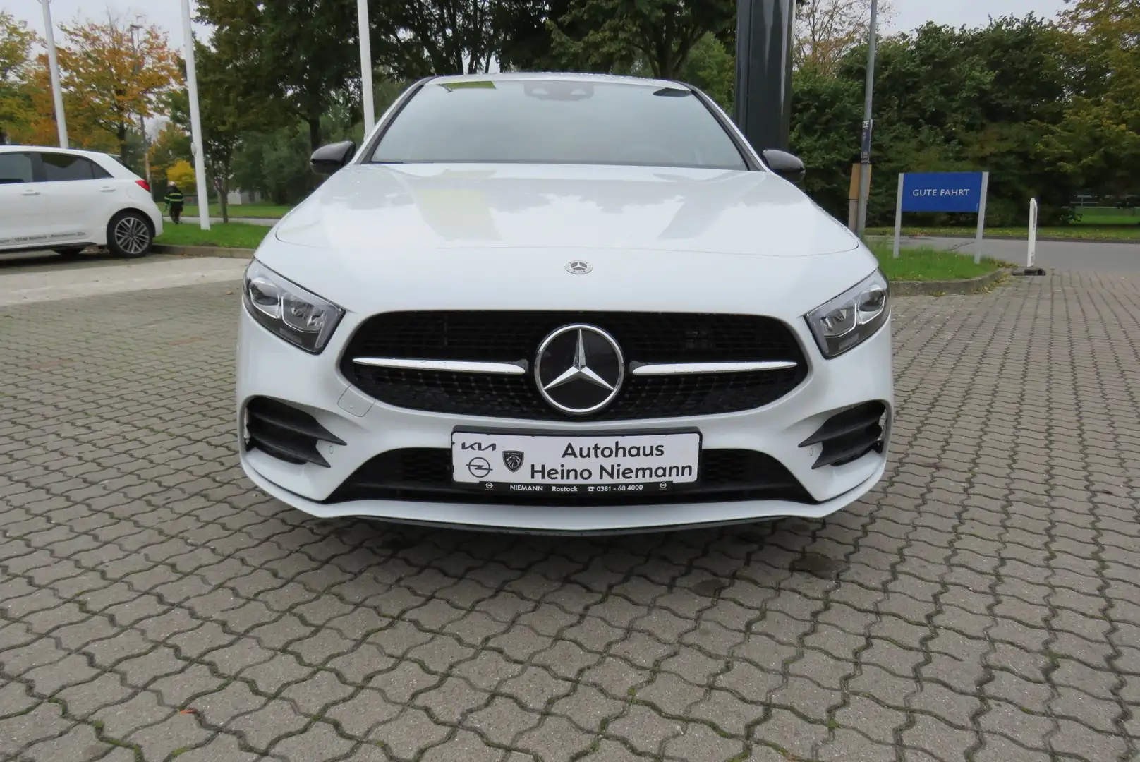 Mercedes-Benz A 250 e Edition 2020 A -Klasse (BM 177) Weiß - 2