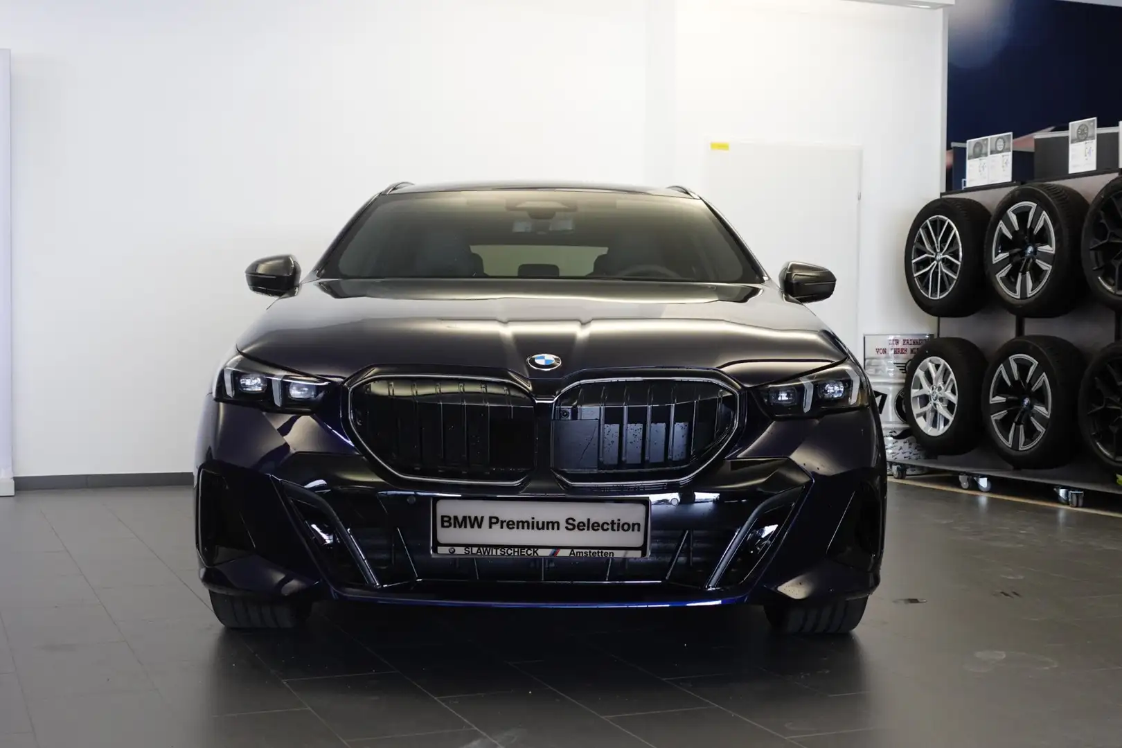BMW 540 d xDrive Blau - 2