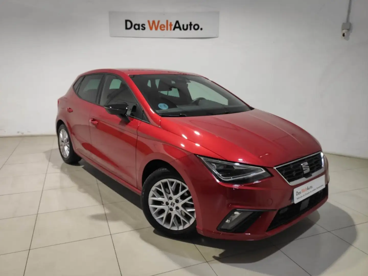 SEAT Ibiza 1.0 TSI S&S FR XS 110 Rood - 1