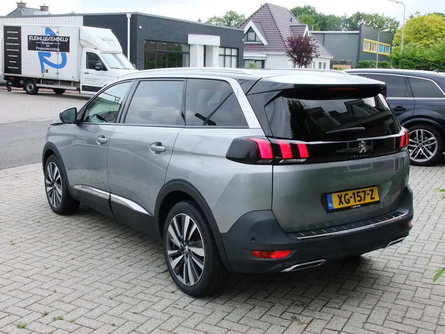 Peugeot 5008 1.2 PureTech Allure , Trekhaak , Adap-cruise , Key Grijs - 2