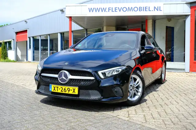 Mercedes-Benz A 180 Business Solution LED|1e Eig|Navi|LMV|Cam|Half Led