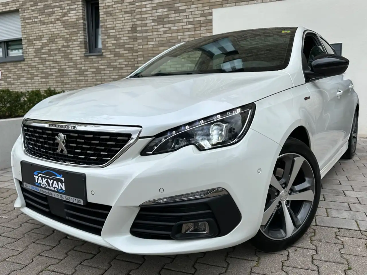 Peugeot 308
