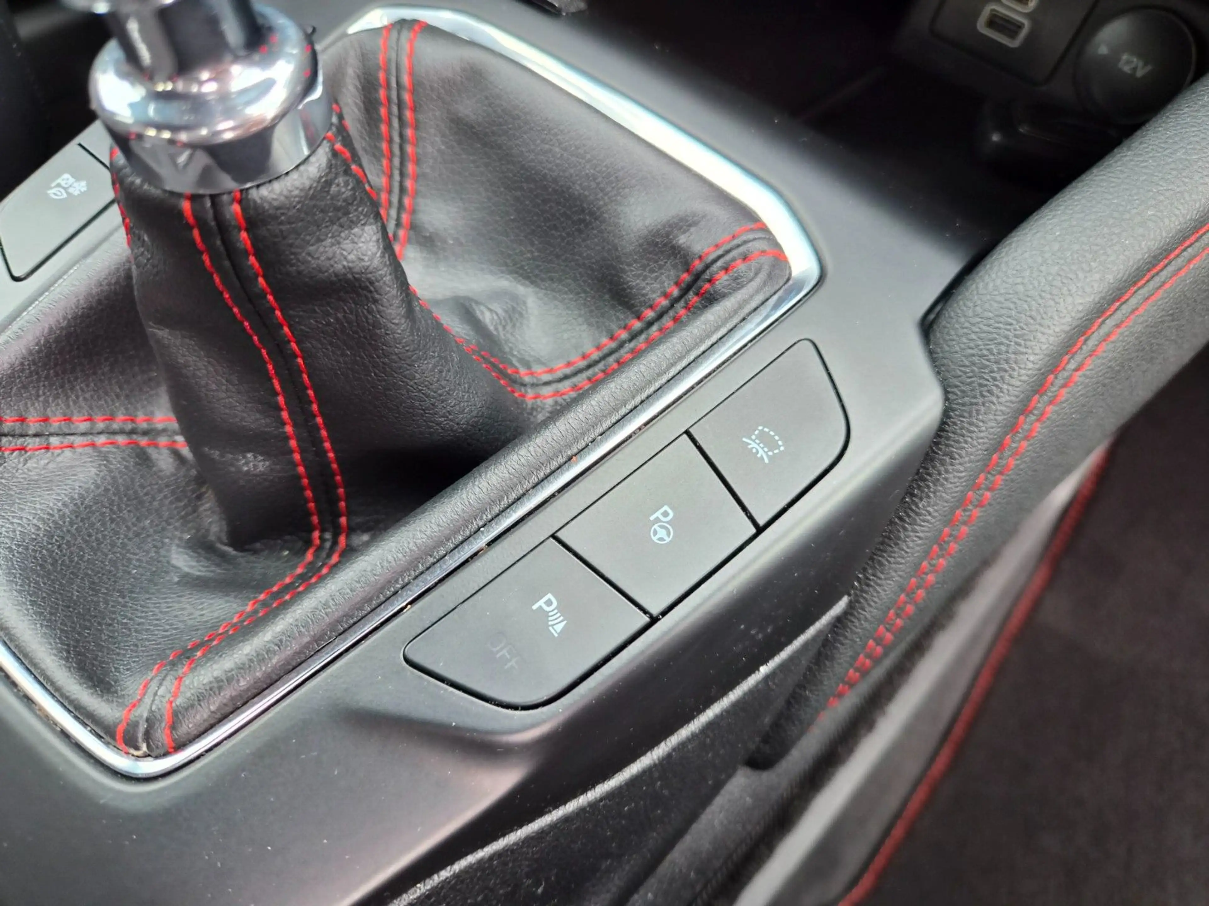 Ford Kuga ST-Line X Pano|AHK|1.Hand|Kamera|LEDs — photo 26