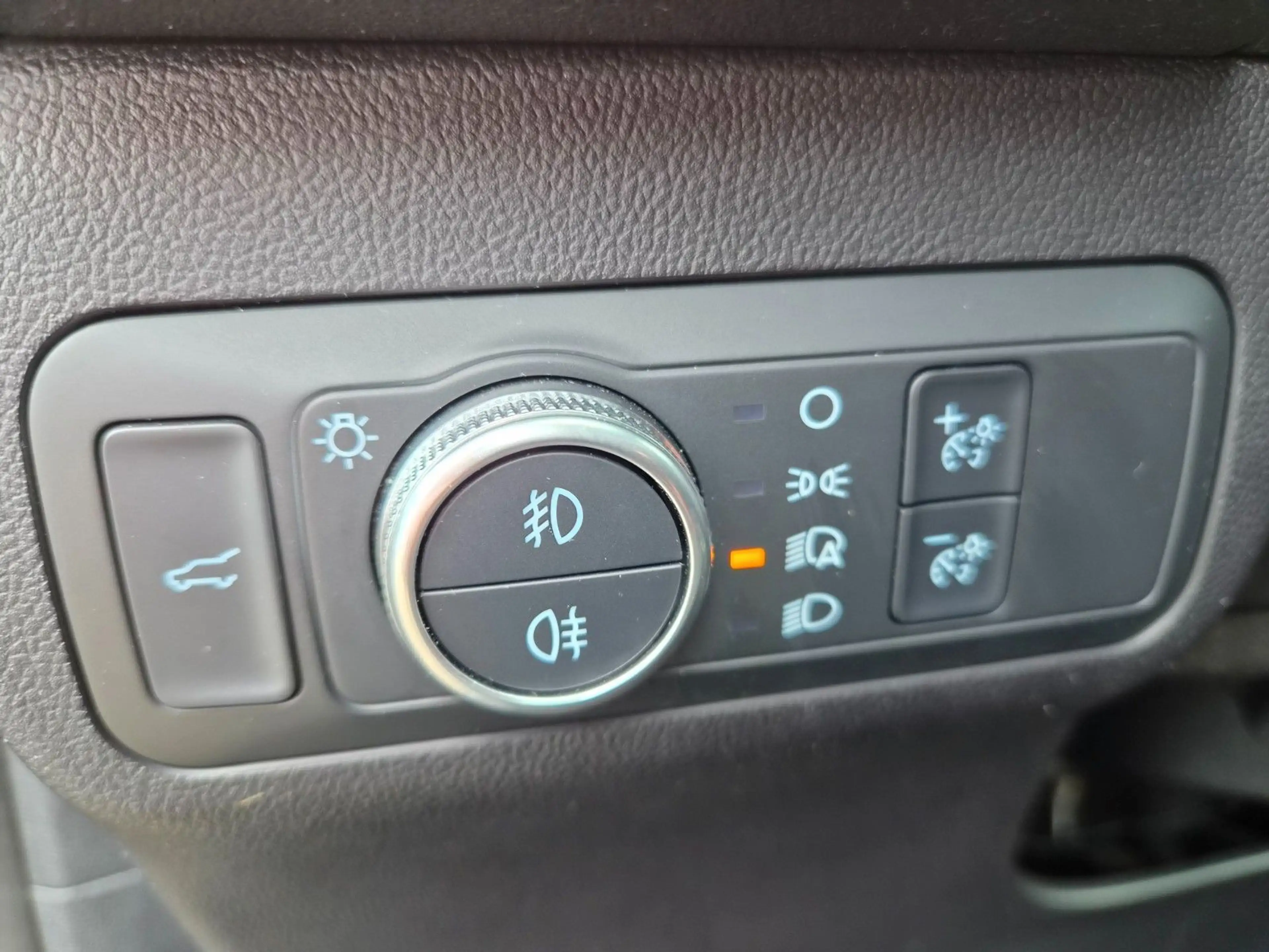 Ford Kuga ST-Line X Pano|AHK|1.Hand|Kamera|LEDs — photo 39