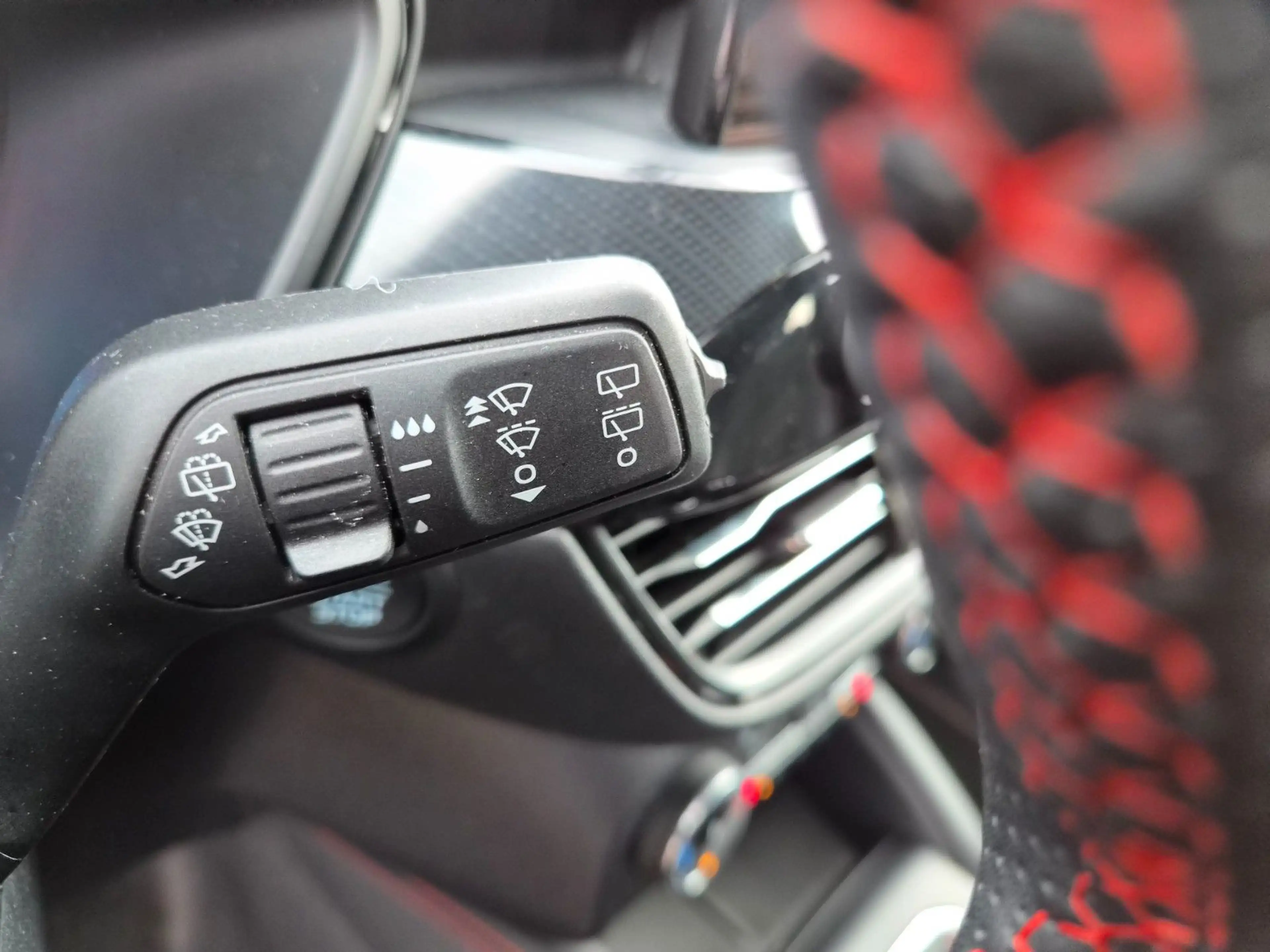 Ford Kuga ST-Line X Pano|AHK|1.Hand|Kamera|LEDs — photo 43