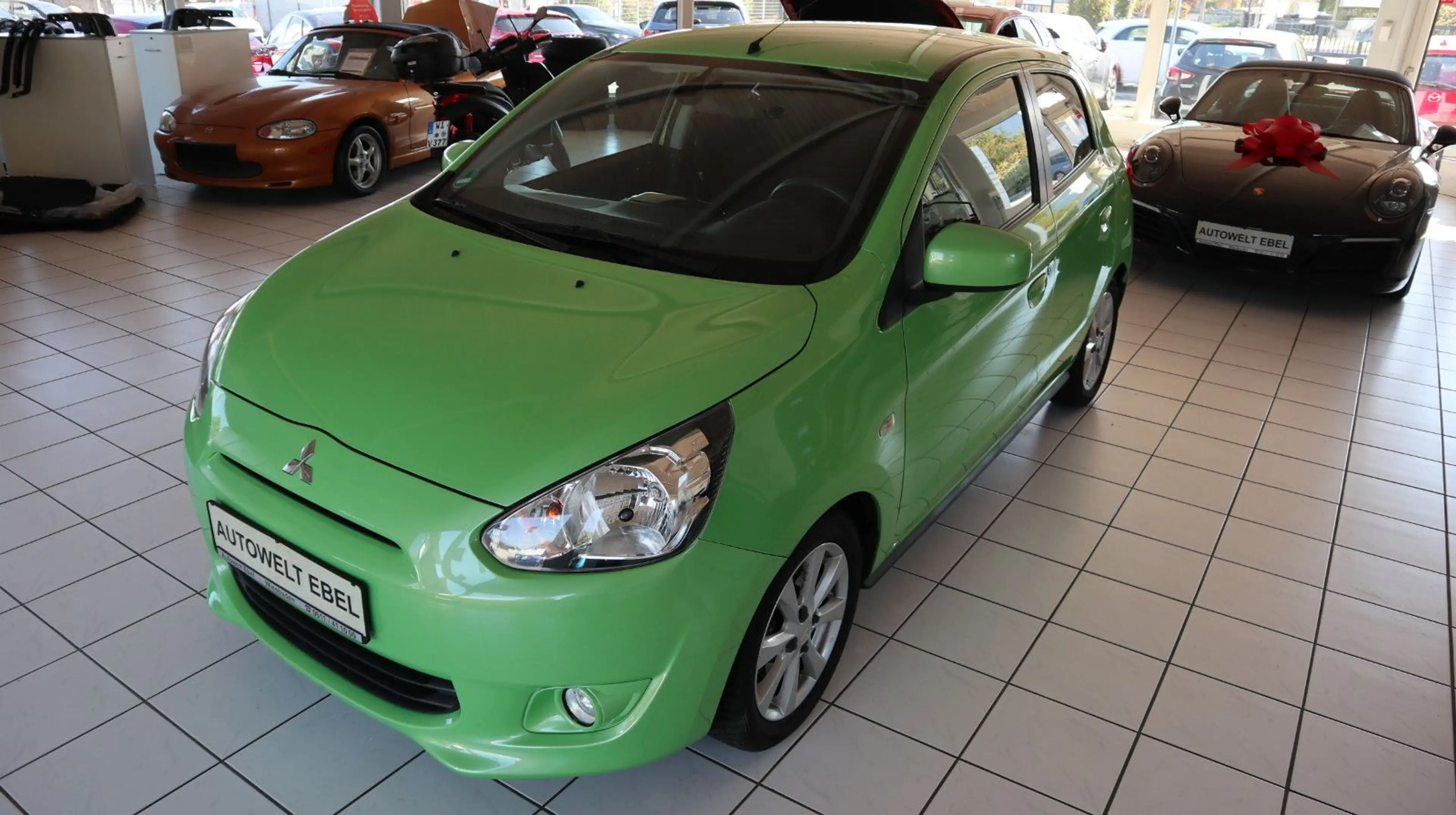 Mitsubishi Space Star *KLIMA*80PS*1.HAND*SCHECKHEFT-GEPF.