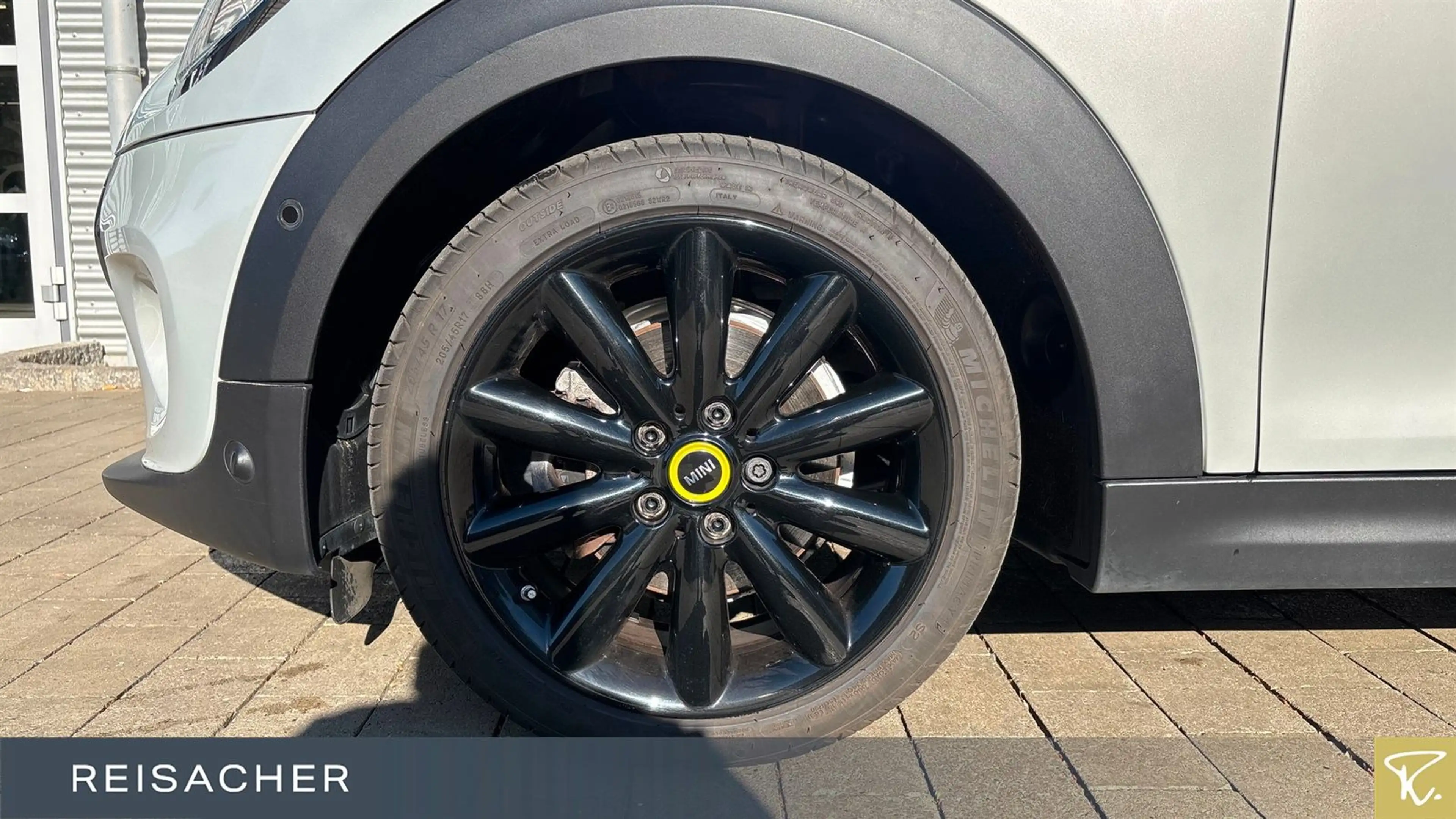 MINI Cooper SE Trim-L Navi RFK HUD LM17"Keyless — photo 3