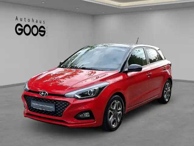 Hyundai i20 Advantage + Navi Apple CarPlay Android Auto Klimaa