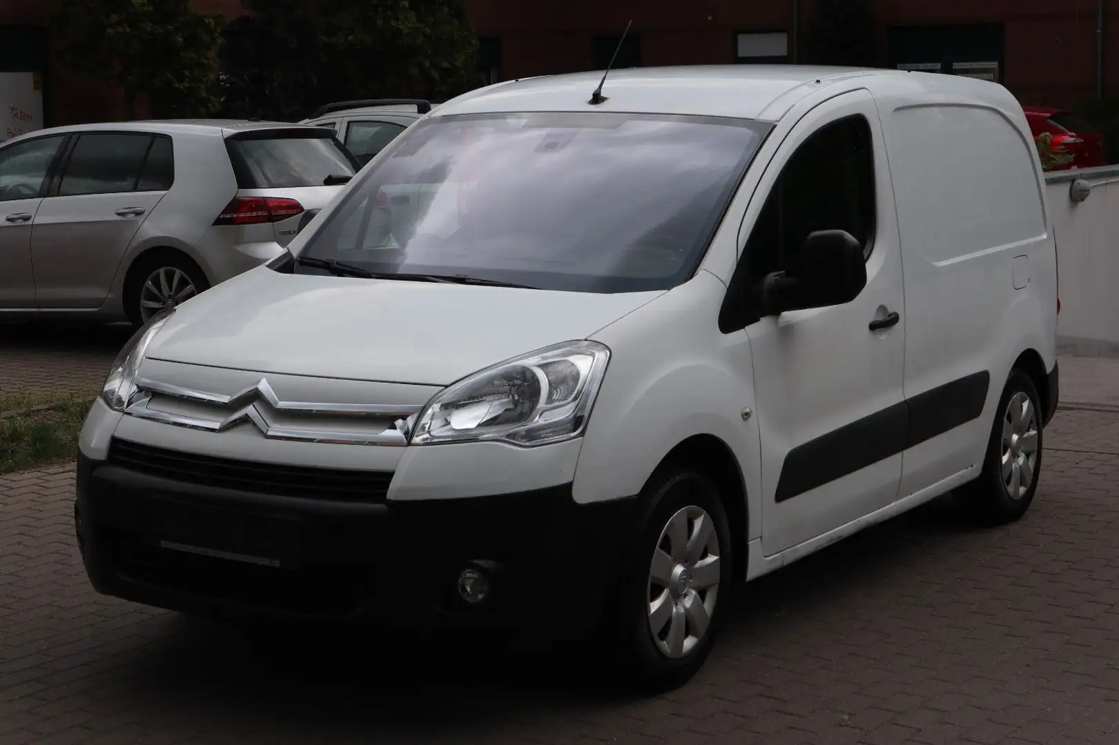 Citroen Berlingo Kasten Niveau B L1  Anhängekupplung Blanc - 2