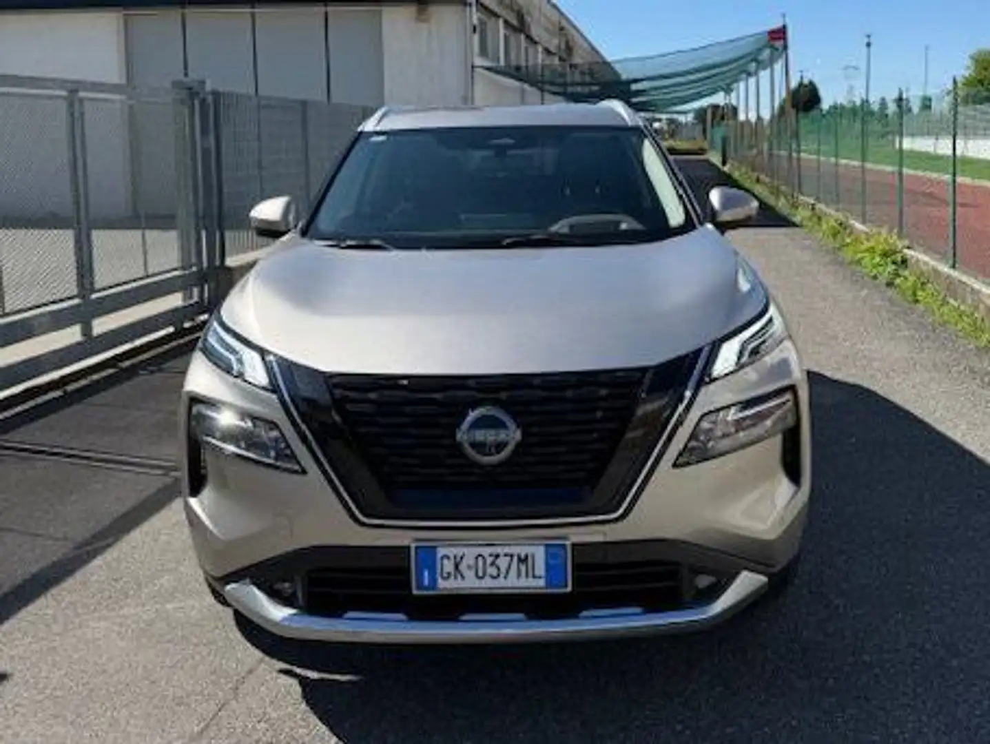 Nissan X-Trail X-Trail 1.5 e-pTekna e-4orce 4wd auto 7p. Plateado - 1