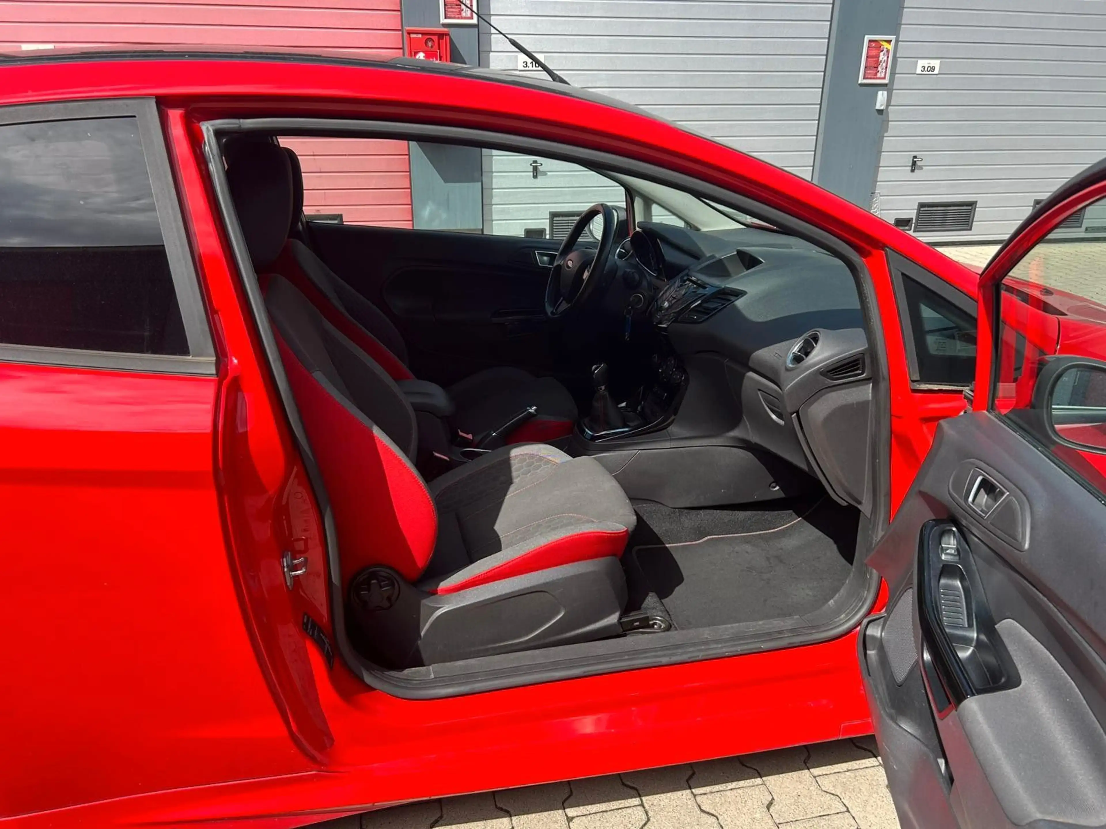 Ford Fiesta St-line Sportpaket, EU6 125 PS , 1 Hand — photo 25