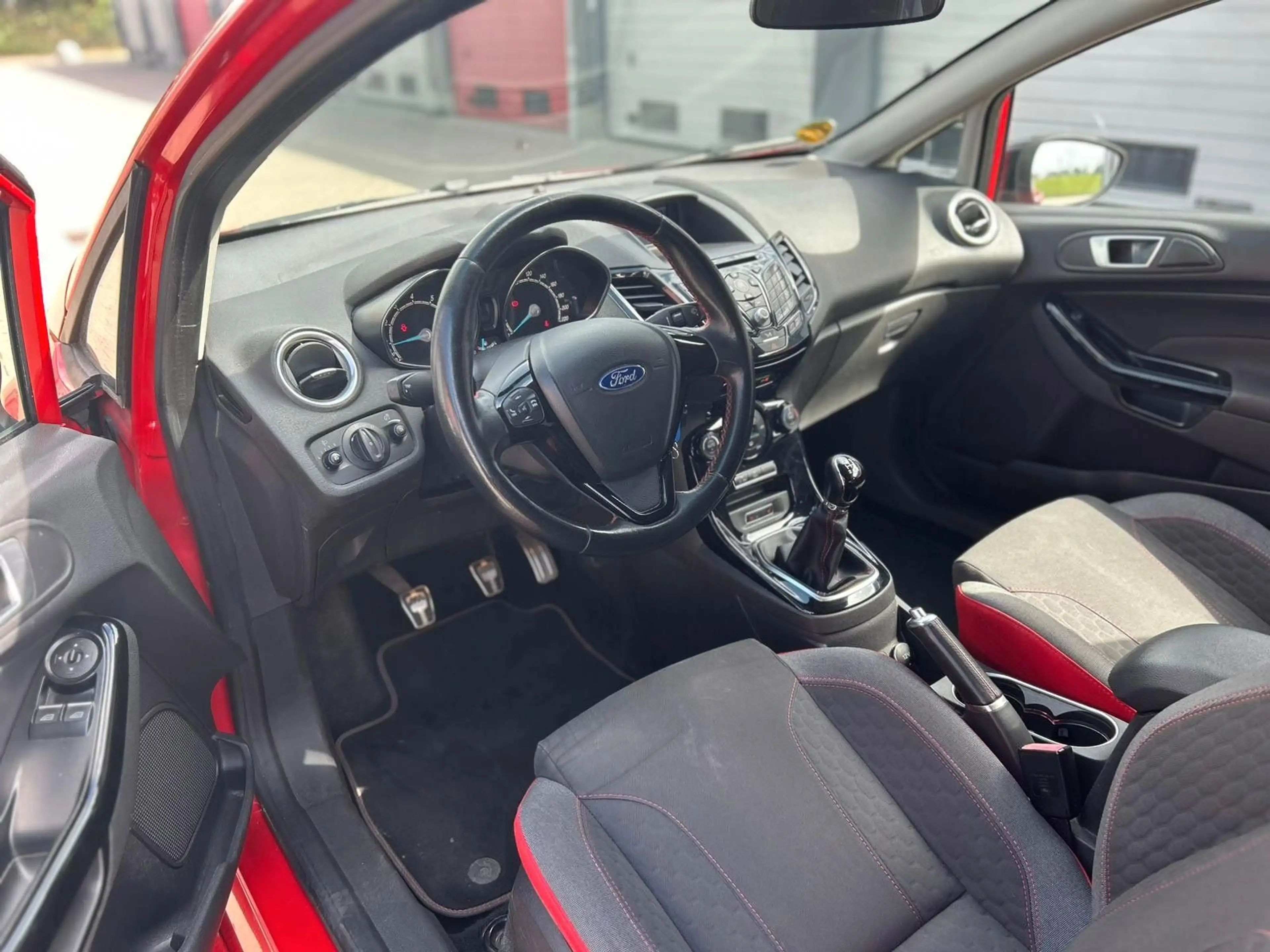 Ford Fiesta St-line Sportpaket, EU6 125 PS , 1 Hand — photo 15