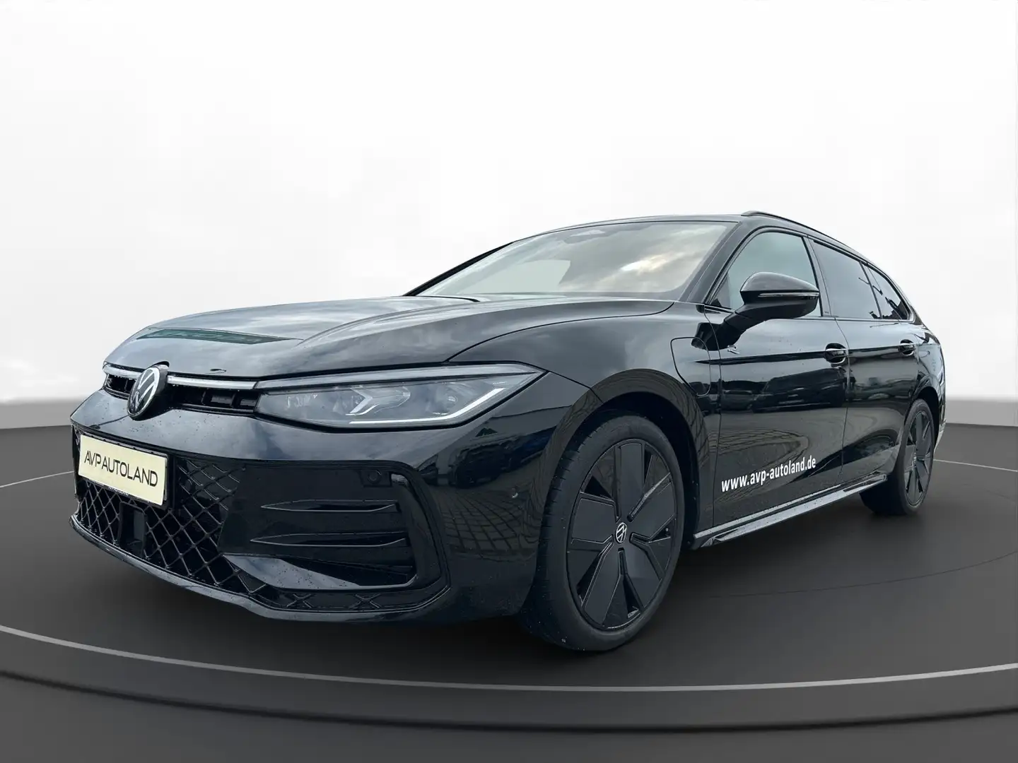 Volkswagen Passat Variant 1.5 TSI DSG eHybrid R-Line | PANO Schwarz - 2