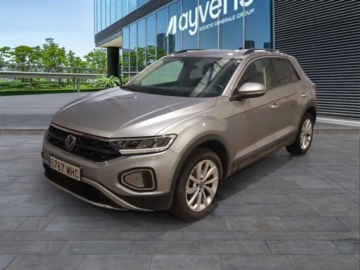 Volkswagen T-Roc 2.0TDI Life 85kW Plateado - 1