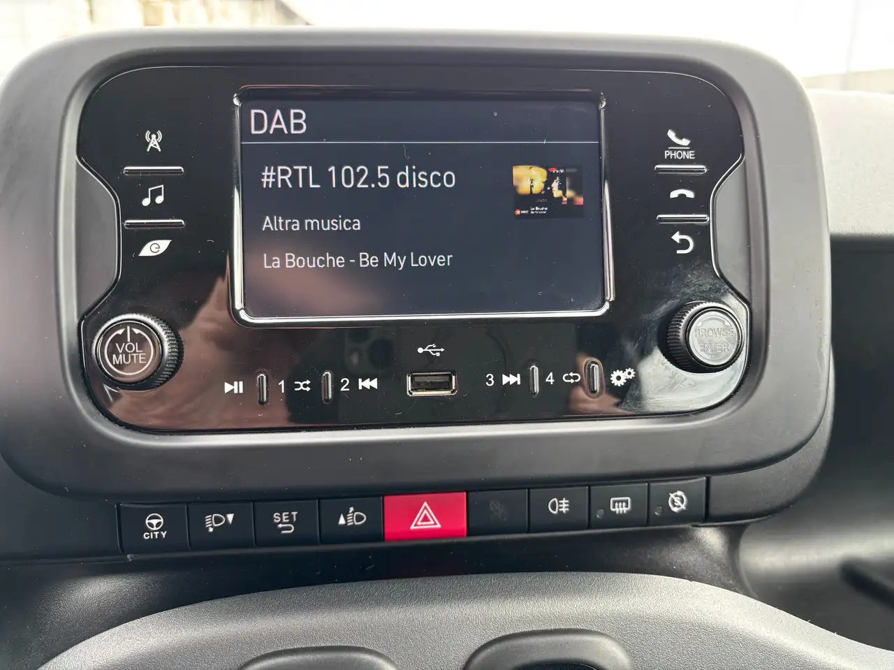 Fiat Panda Panda III 2021 1.0 firefly hybrid City Life s 11