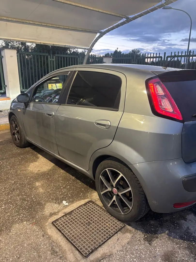 Fiat Punto Evo 5p 1.3 mjt Fun s&s 95cv - 1