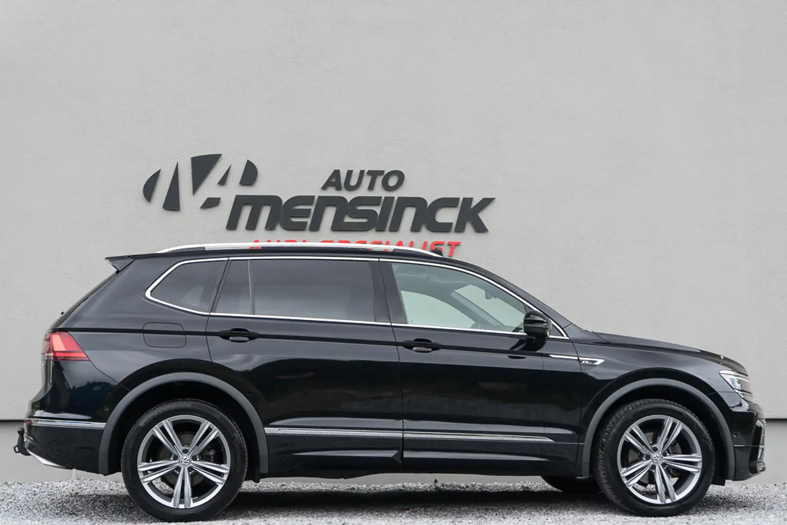 Volkswagen Tiguan Allspace 1.5 TSI Highline / R-line/ Virtual Cockpit/ Adapti Zwart - 2