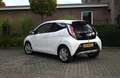 Toyota Aygo 1.0 VVT-i x-sport NL Auto Airco Cruise Camera 15'' Wit - thumbnail 2