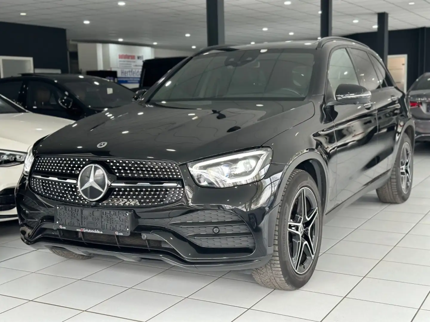 Mercedes-Benz GLC 220 d 4Matic AMG-LINE*PANO*360*MBEAM*KEYLESS* Schwarz - 1