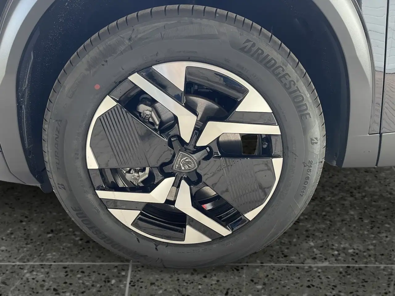 Peugeot 2008 1.2 hybrid GT 145cv e-dcs6 - KM0 7