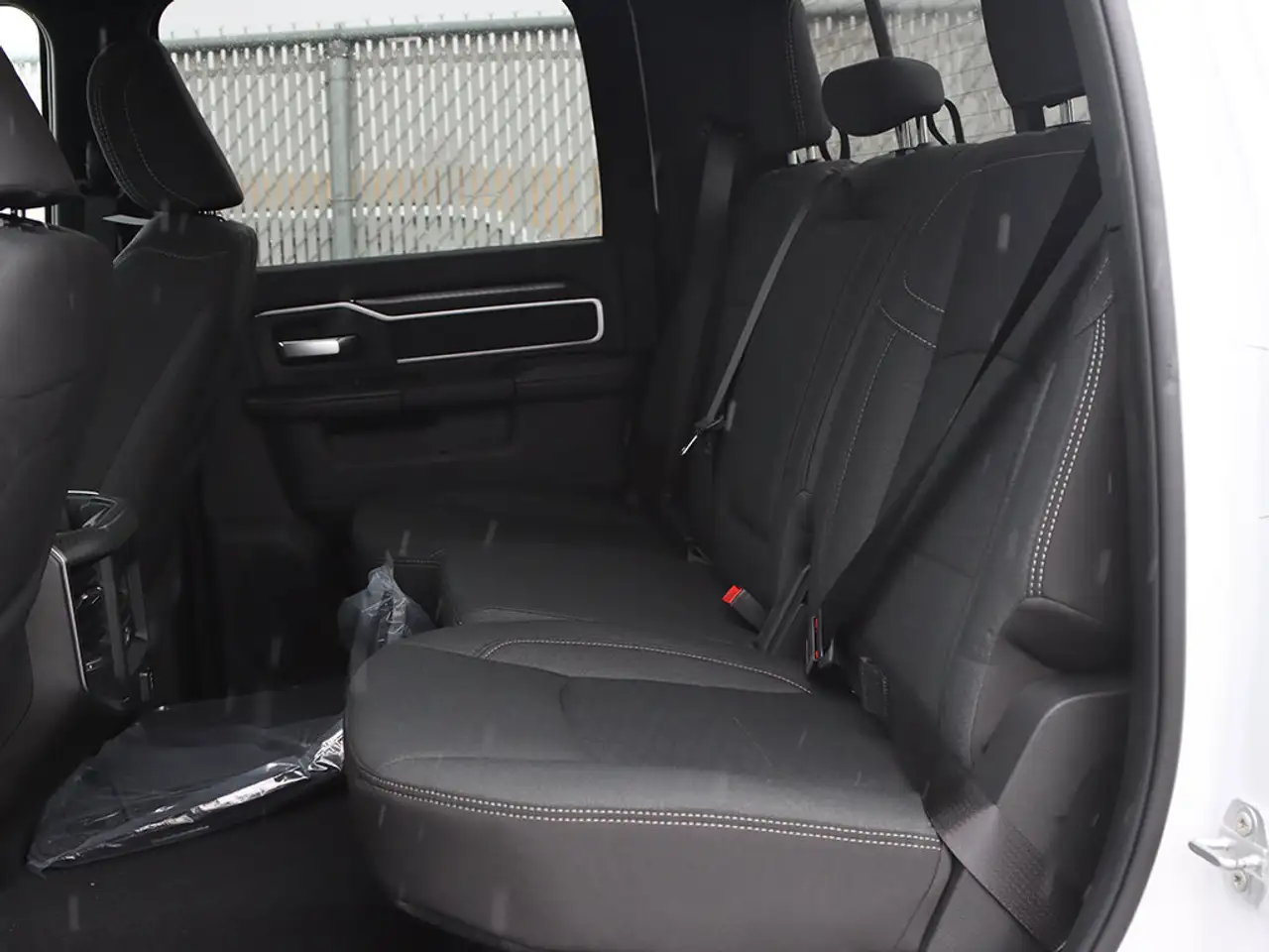 RAM 3500 снимка RAM 3500