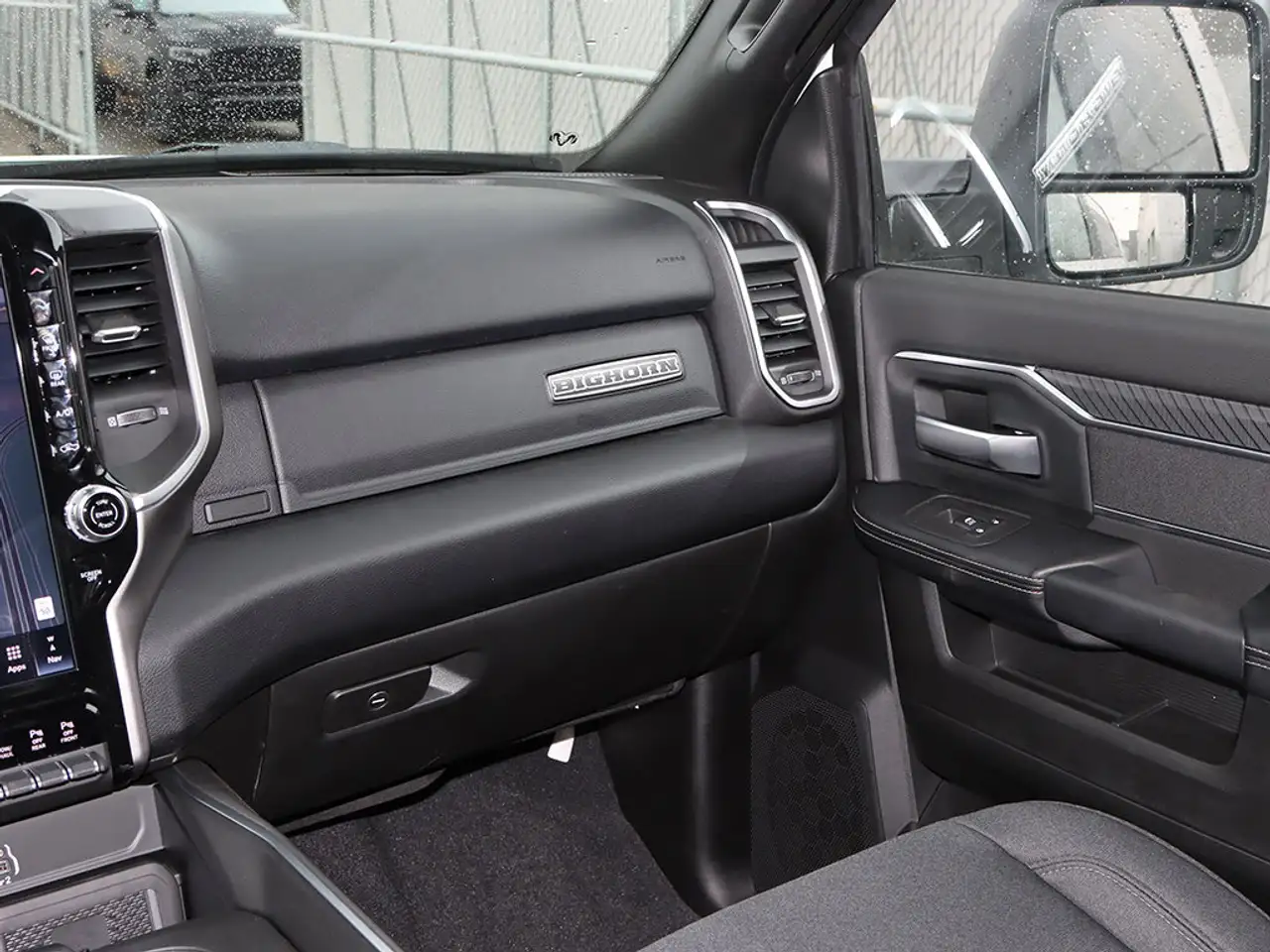 RAM 3500 снимка RAM 3500