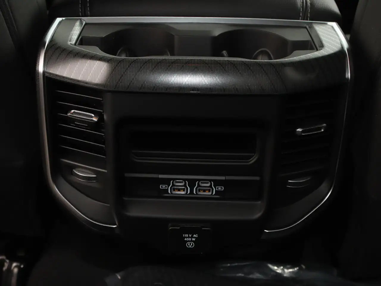 RAM 3500 снимка RAM 3500