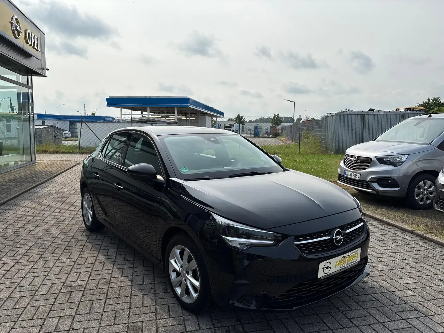 Opel Corsa F Elegance I LED-LICHT I SHZ I LHZ Zwart - 2