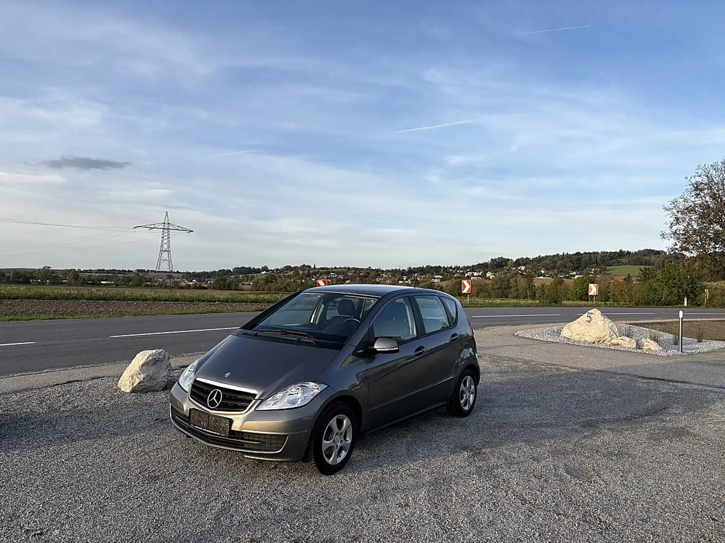 Mercedes-Benz A 160 A-Edition BlueEfficiency Grau - 2