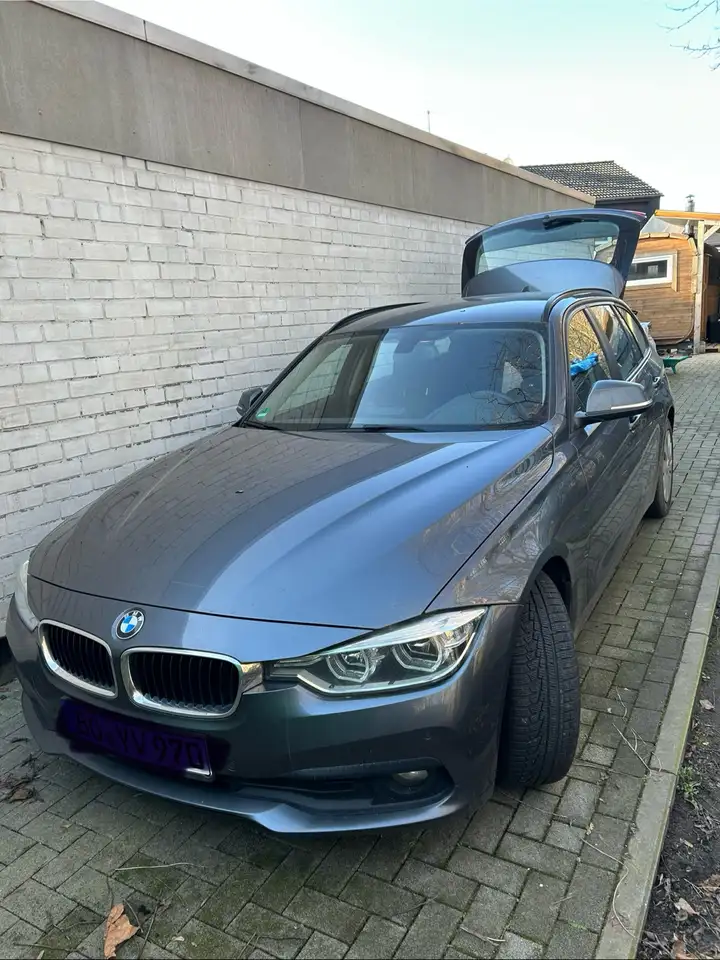 BMW 320