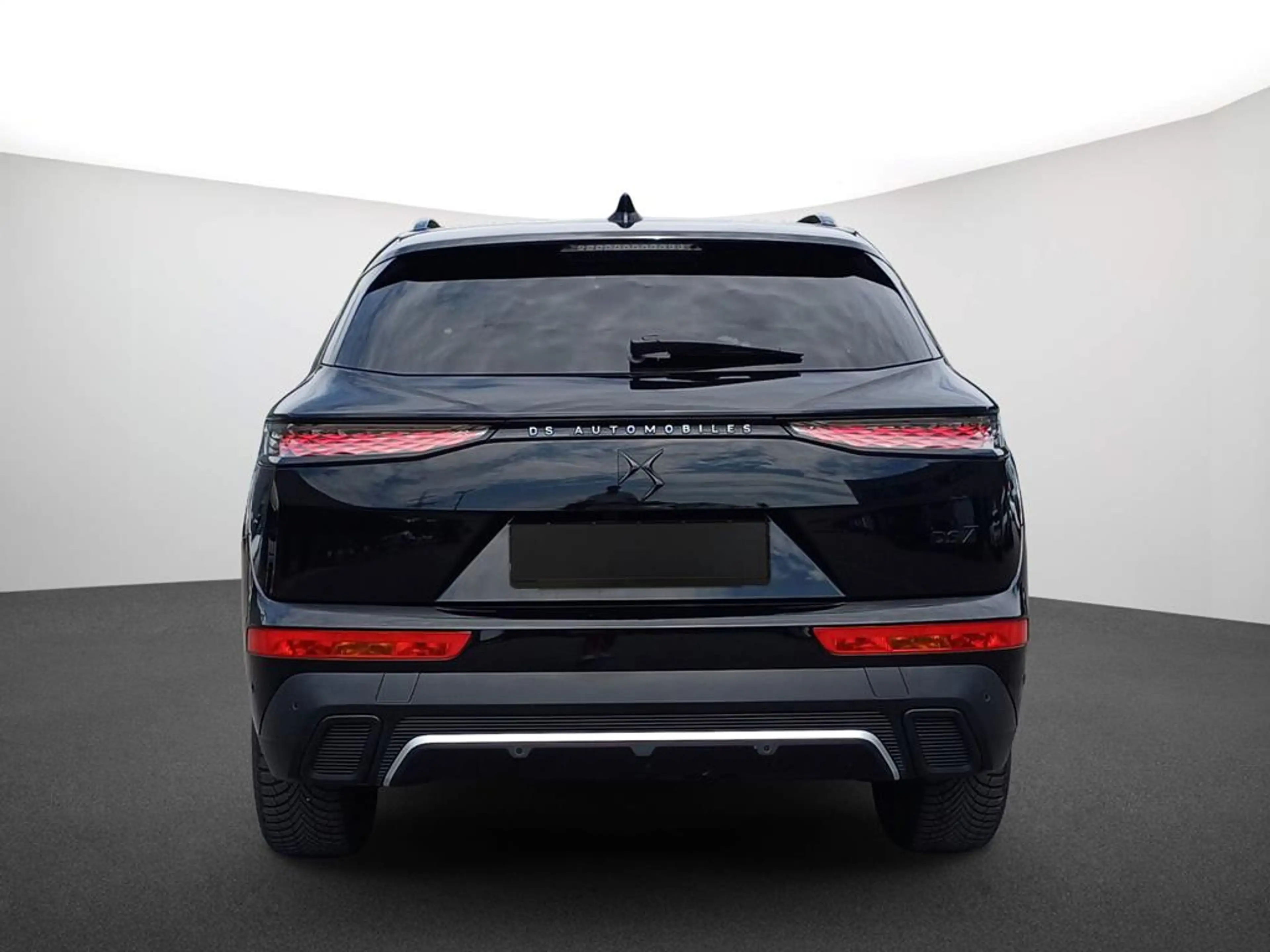 DS Automobiles DS 7 Performance Line+ Blue HDI 130 — photo 3