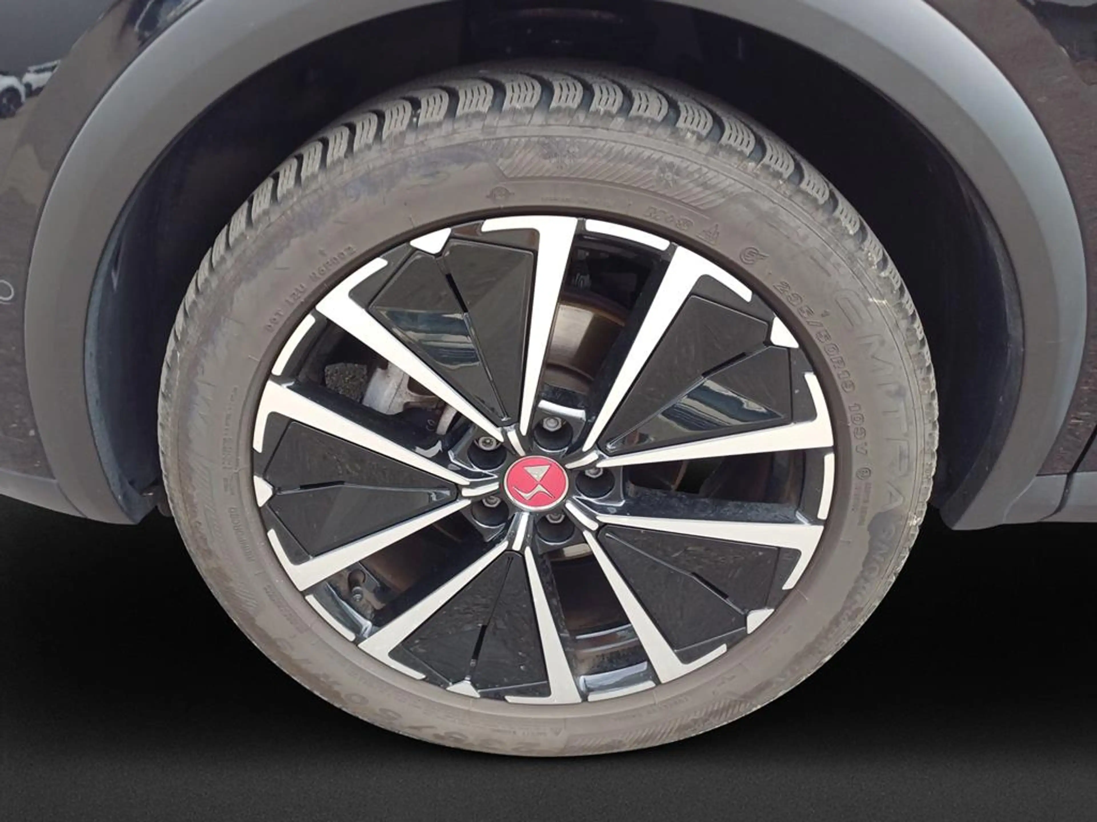 DS Automobiles DS 7 Performance Line+ Blue HDI 130 — photo 7