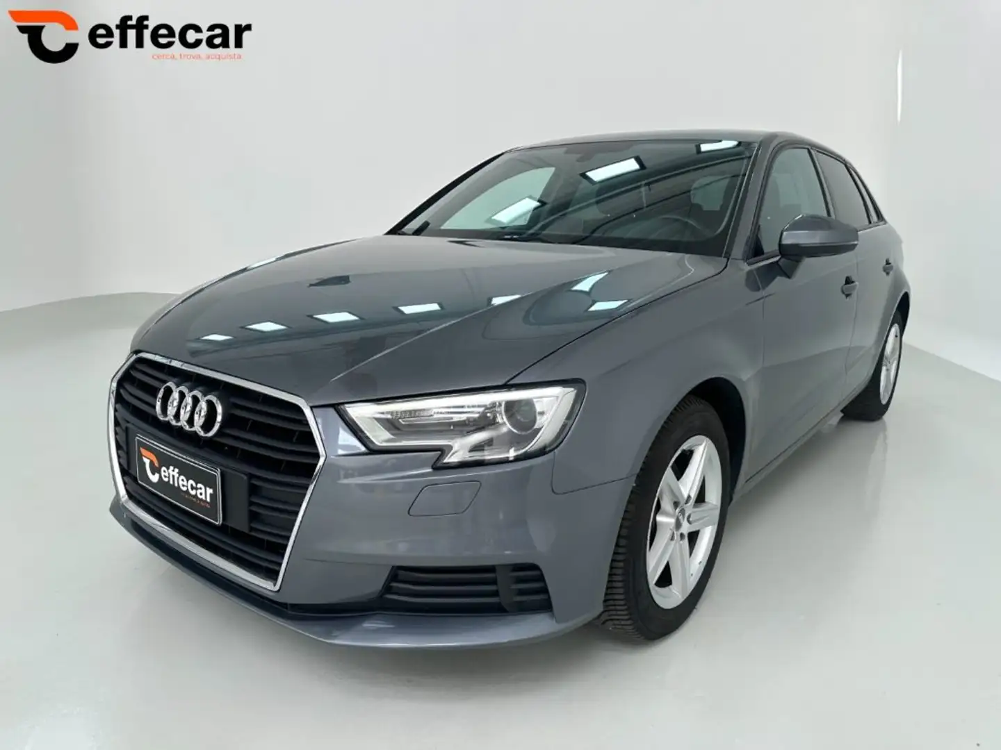 Audi A3 SPB 1.6 TDI 116 CV NEOPATENTATI Grigio - 1