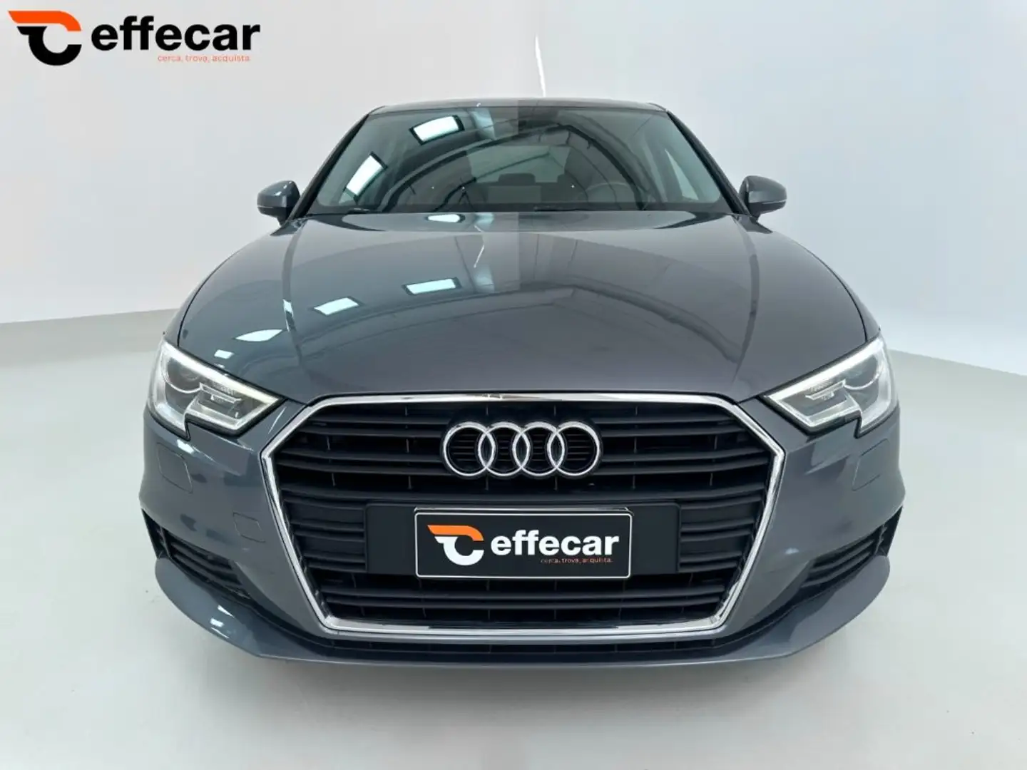 Audi A3 SPB 1.6 TDI 116 CV NEOPATENTATI Grigio - 2