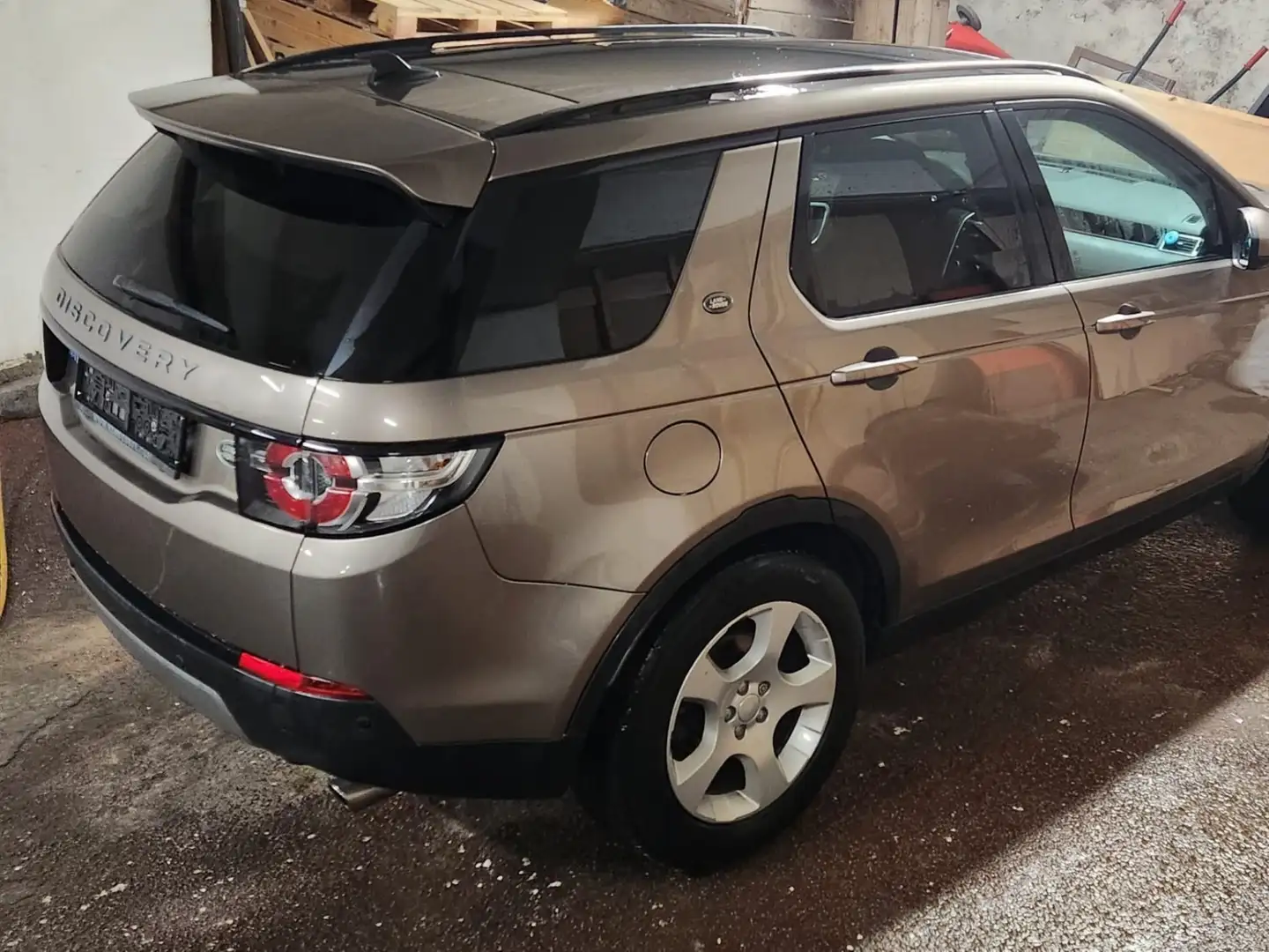 Land Rover Discovery Sport TD4 Pure Brun - 2