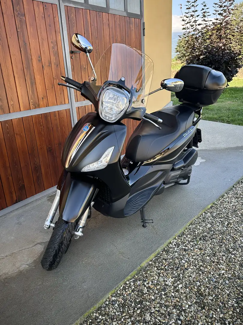 Piaggio Beverly 300 POLICE Noir - 1