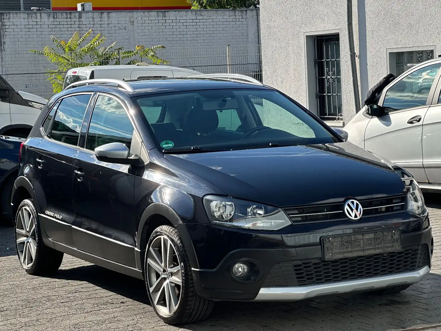 Volkswagen Polo 1.2 TSI CrossPolo Klima SHZ Noir - 2