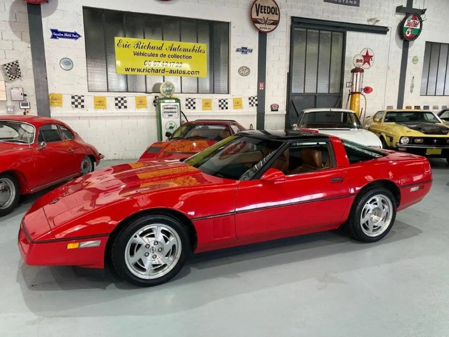 Chevrolet Corvette ZR1 de 1990 en stock en France Piros - 1