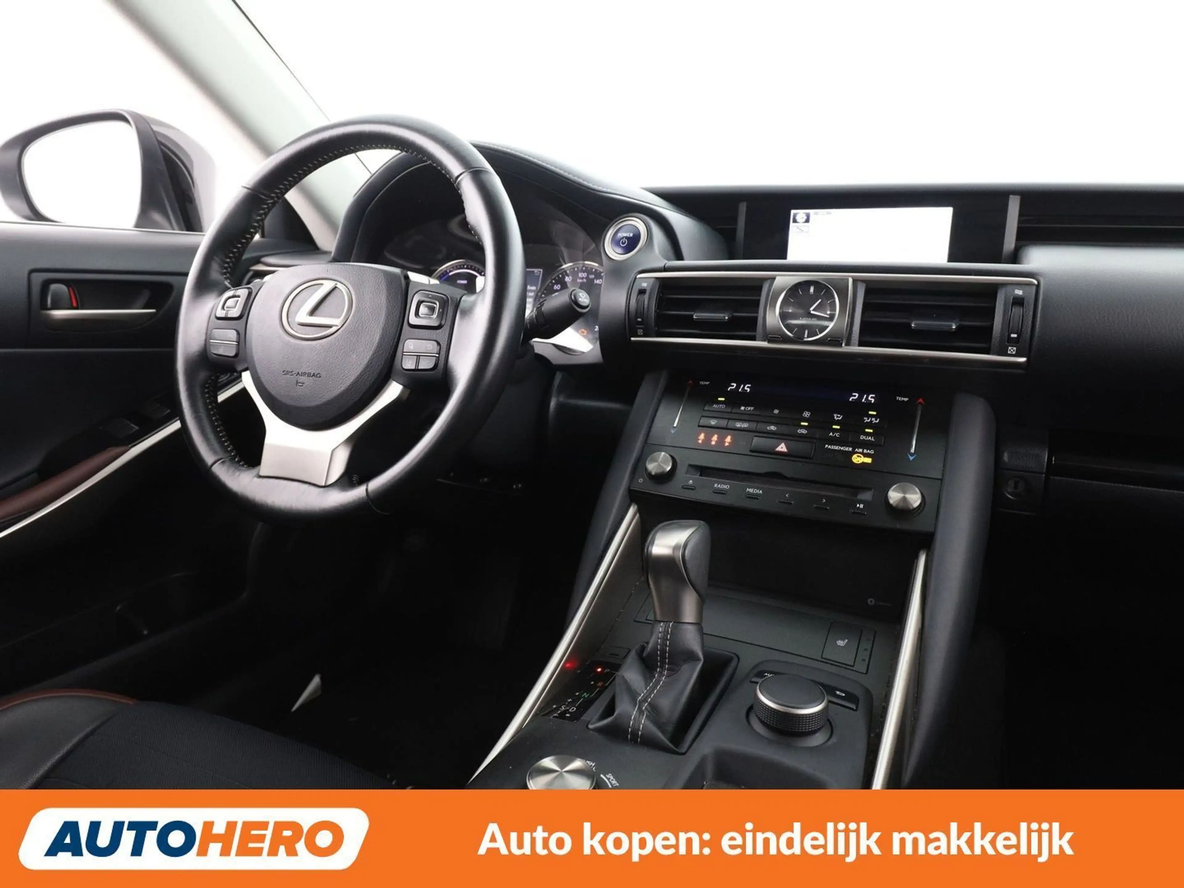 Lexus IS 300 IS 300h Sport Edition — photo 13