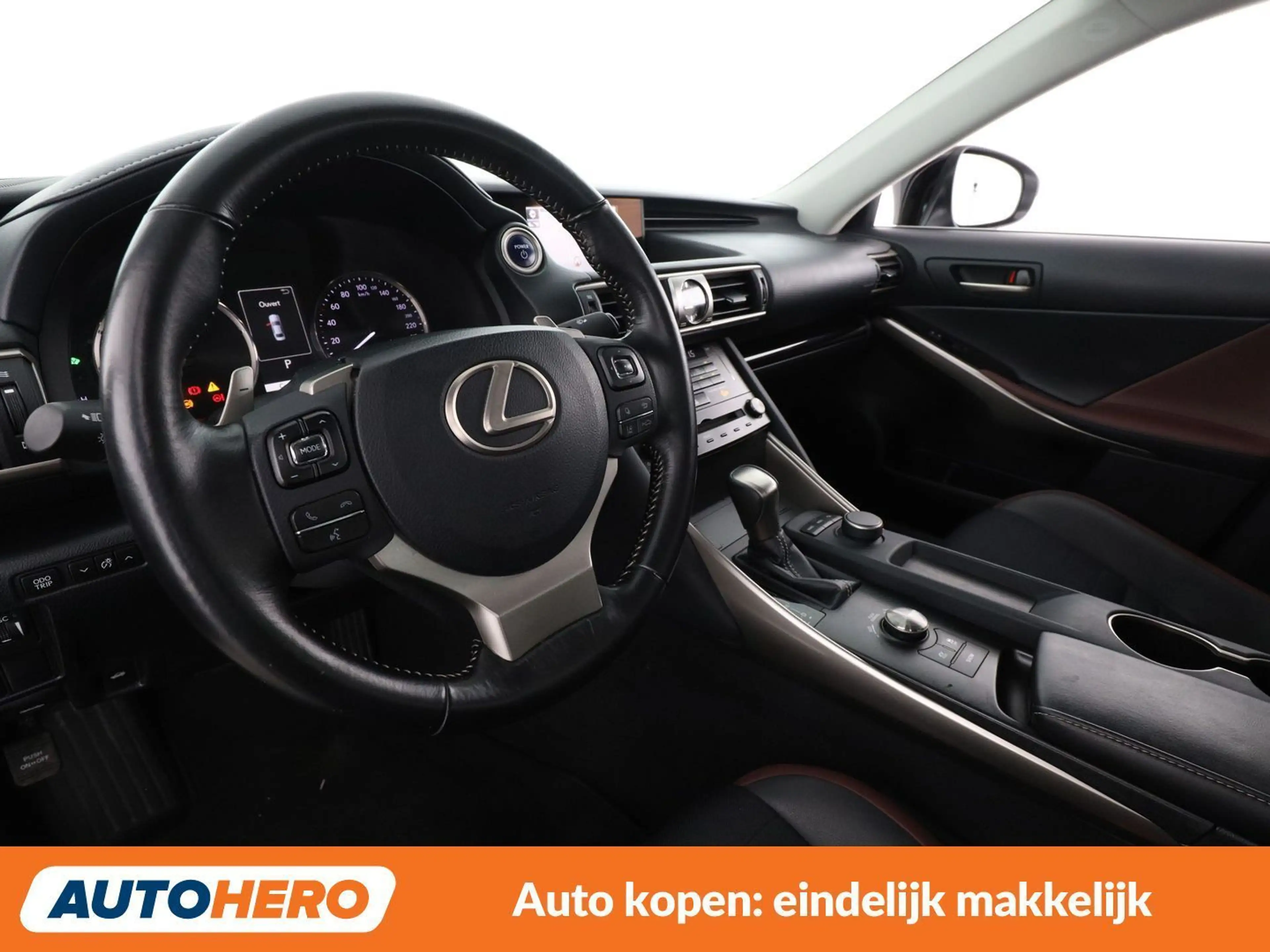 Lexus IS 300 IS 300h Sport Edition — photo 11