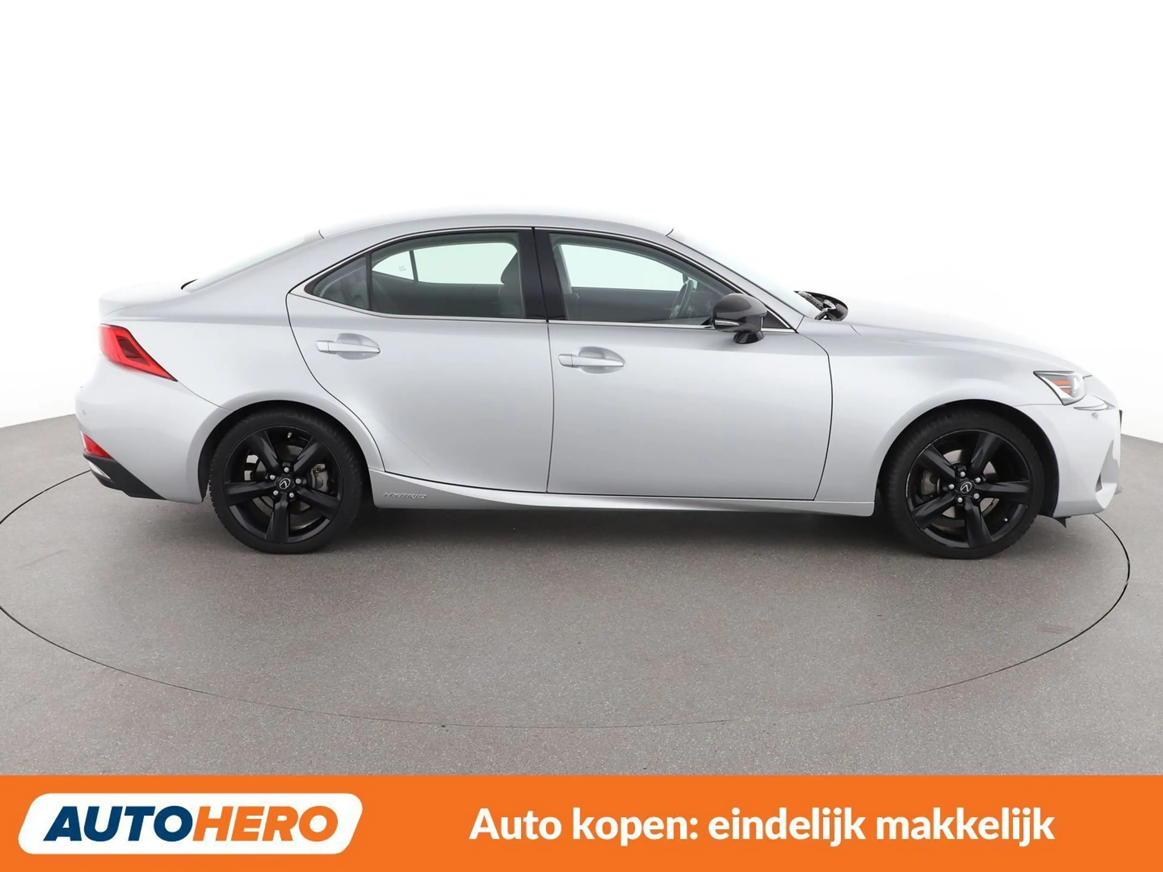 Lexus IS 300 IS 300h Sport Edition — photo 7