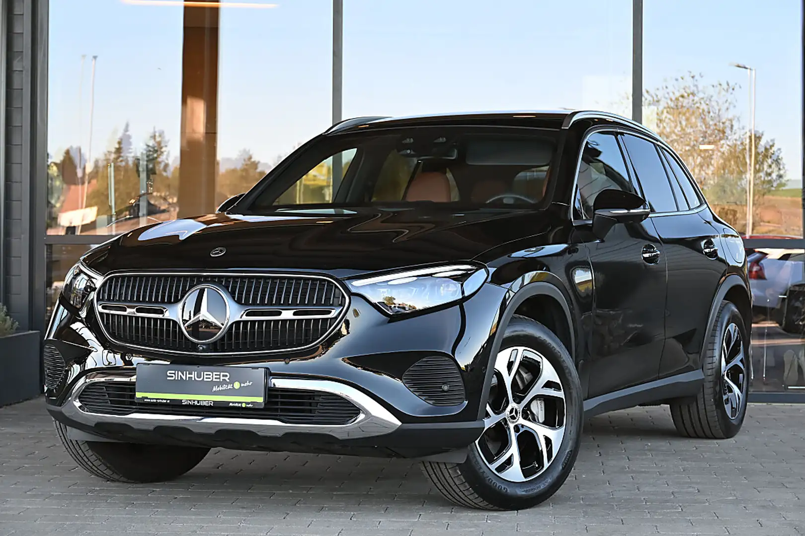 Mercedes-Benz GLC 400 e PHEV EQ Tech 4MATIC Aut. NP €92k ACC, AIRMATI... Schwarz - 1