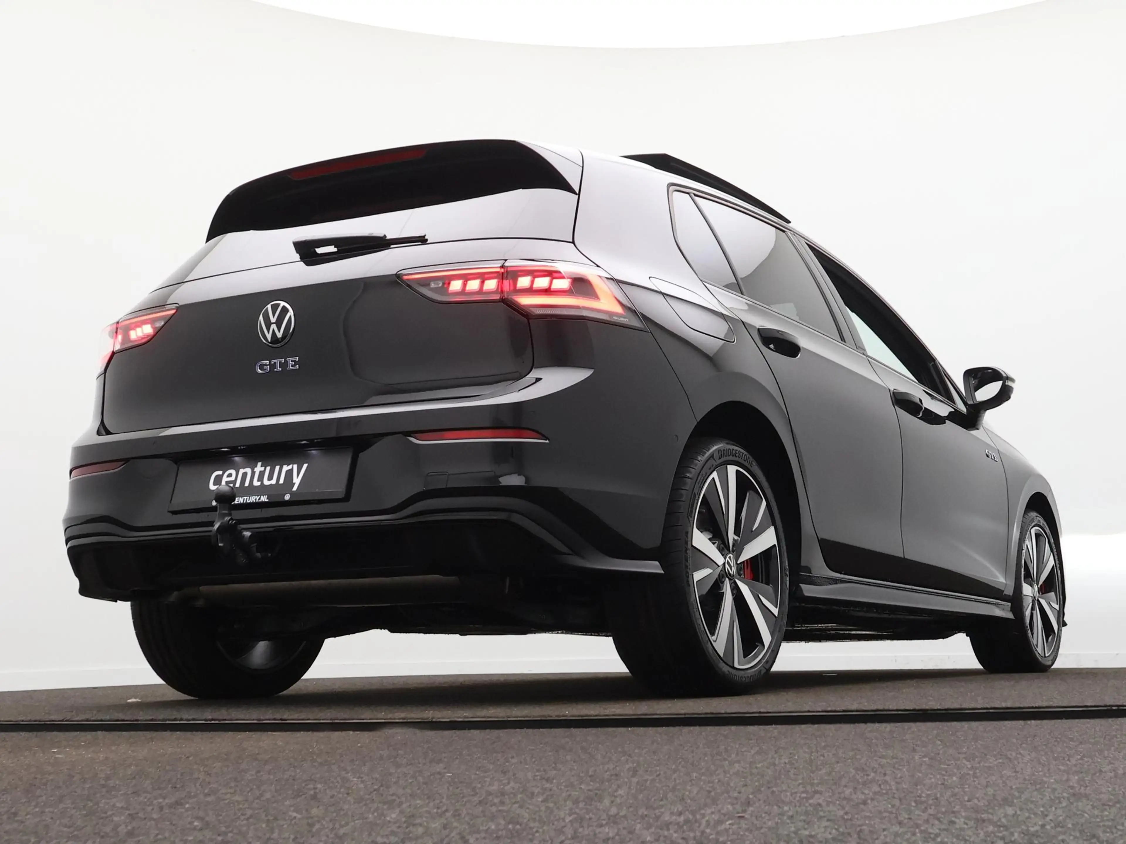 Volkswagen Golf GTE 1.5 eHybrid 272pk Panoramadak - Head up display - — photo 11