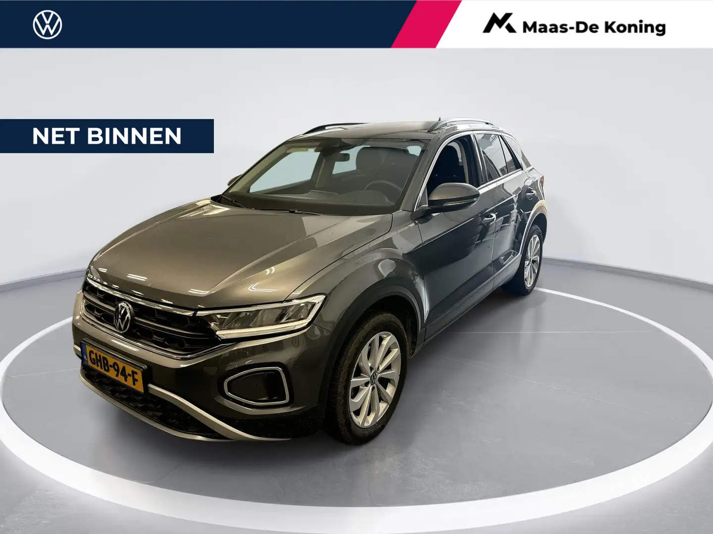 Volkswagen T-Roc 1.5 Tsi 150pk DSG Life Edition · Camera · Keyless Grijs - 1